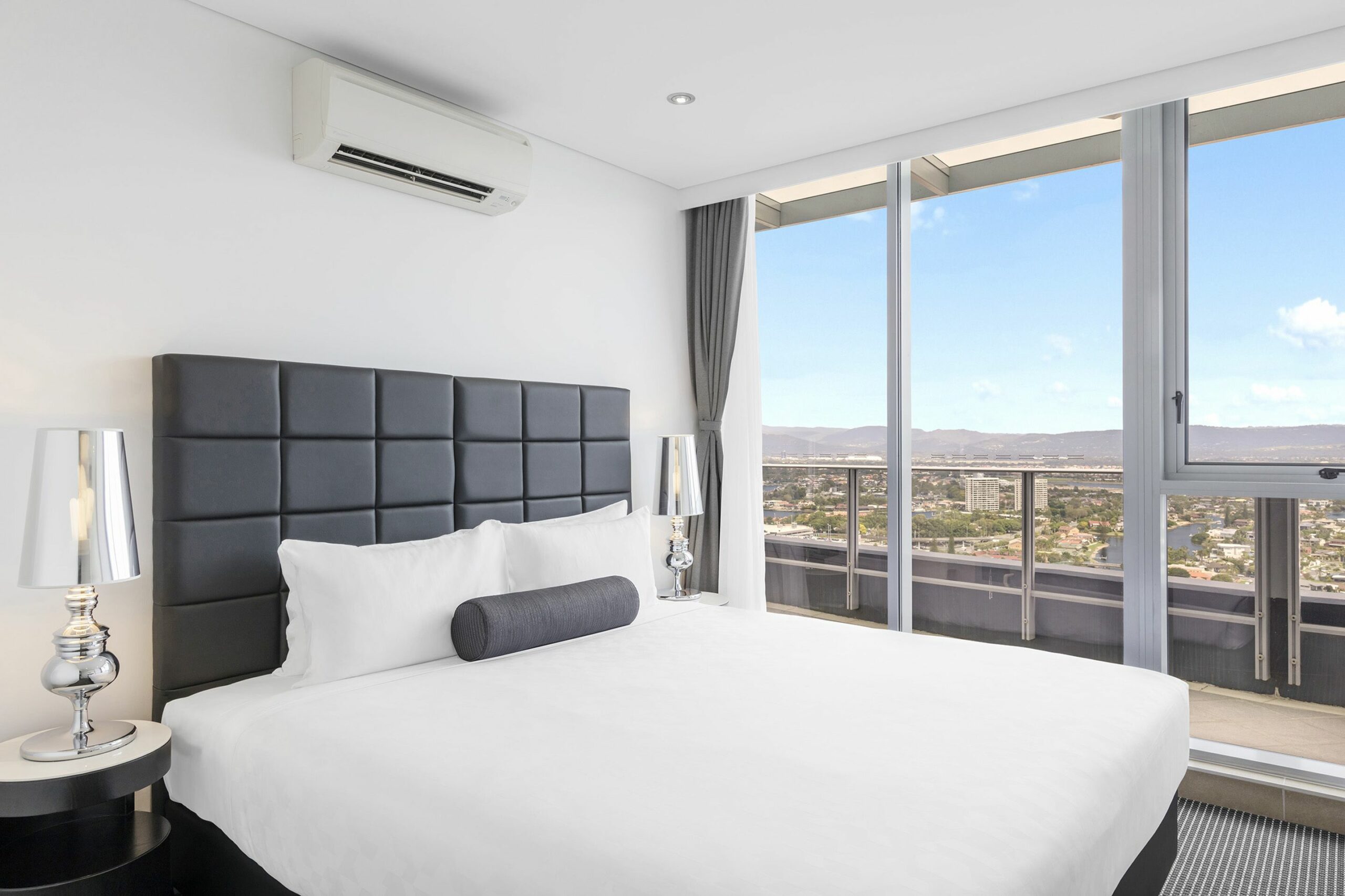 Meriton Suites Broadbeach, Gold Coast