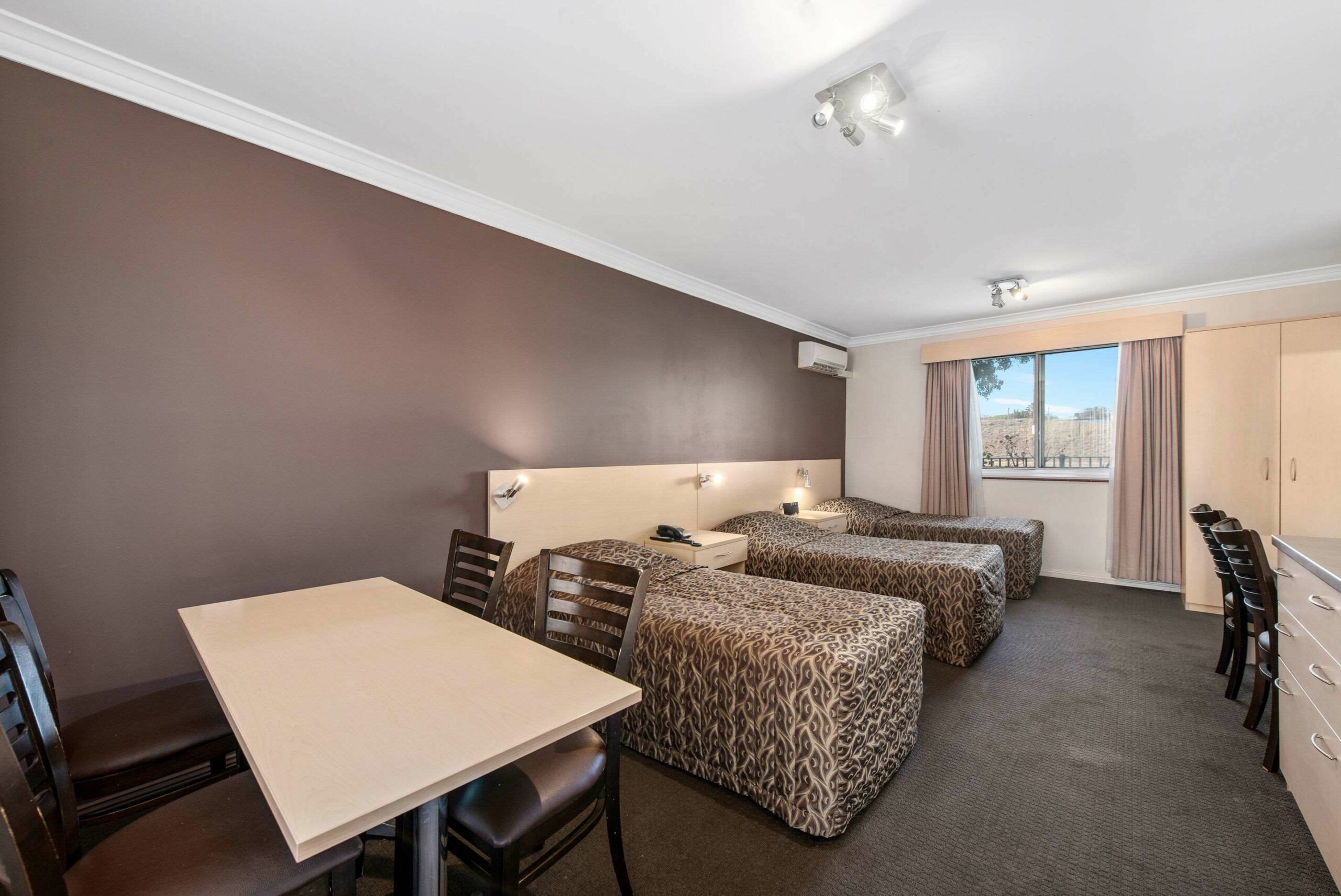 Econo Lodge Moree Spa Motor Inn