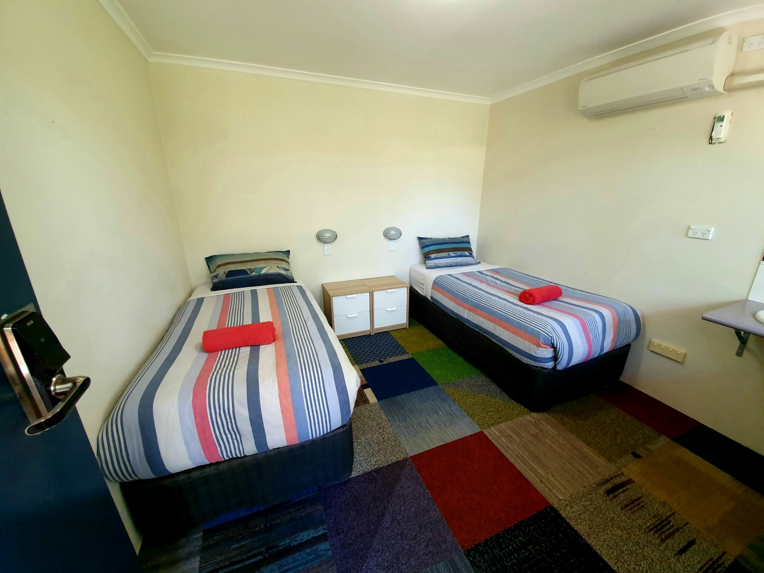 Jump Inn Alice Budget Accommodation