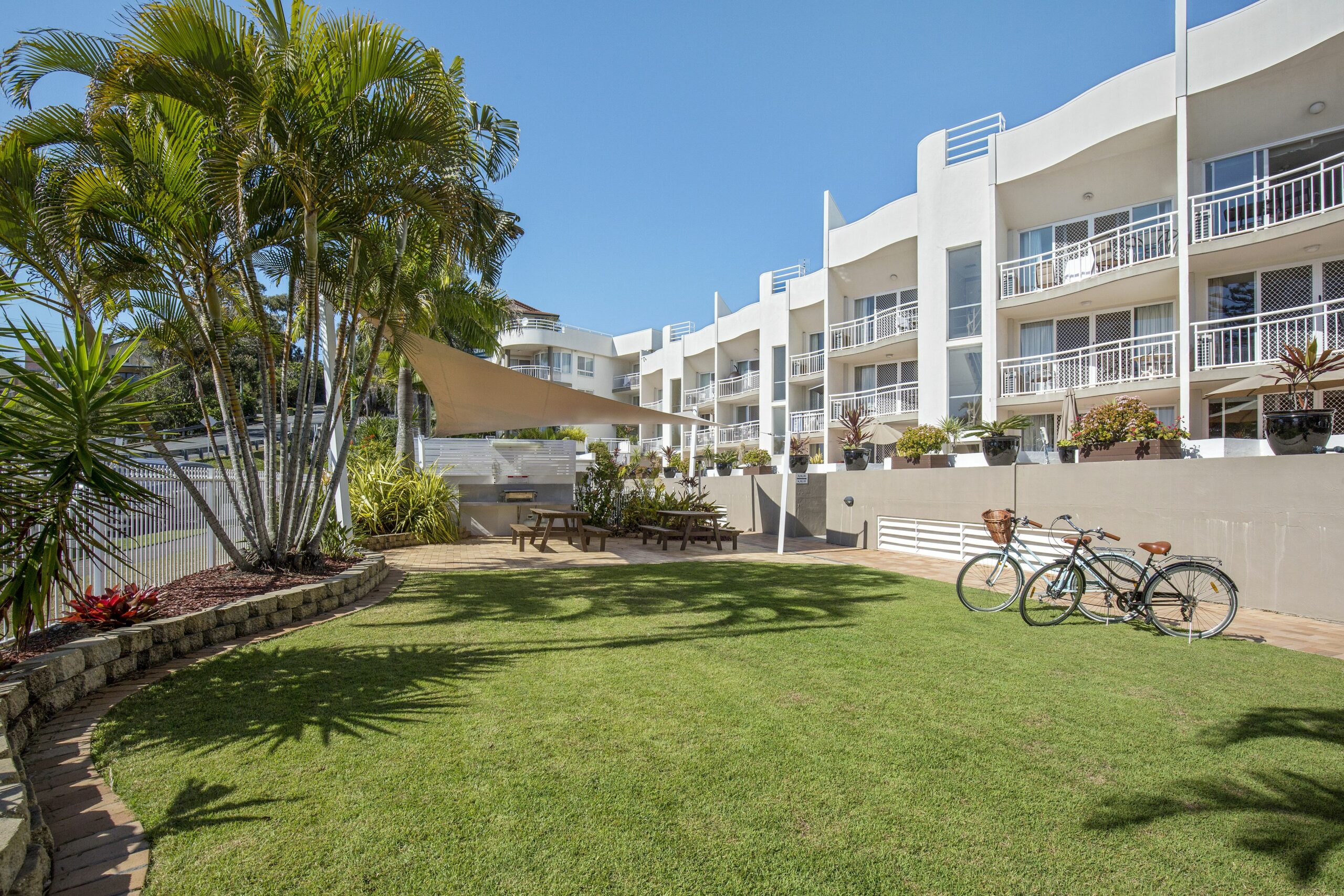 Kirra Palms Holiday Apartments