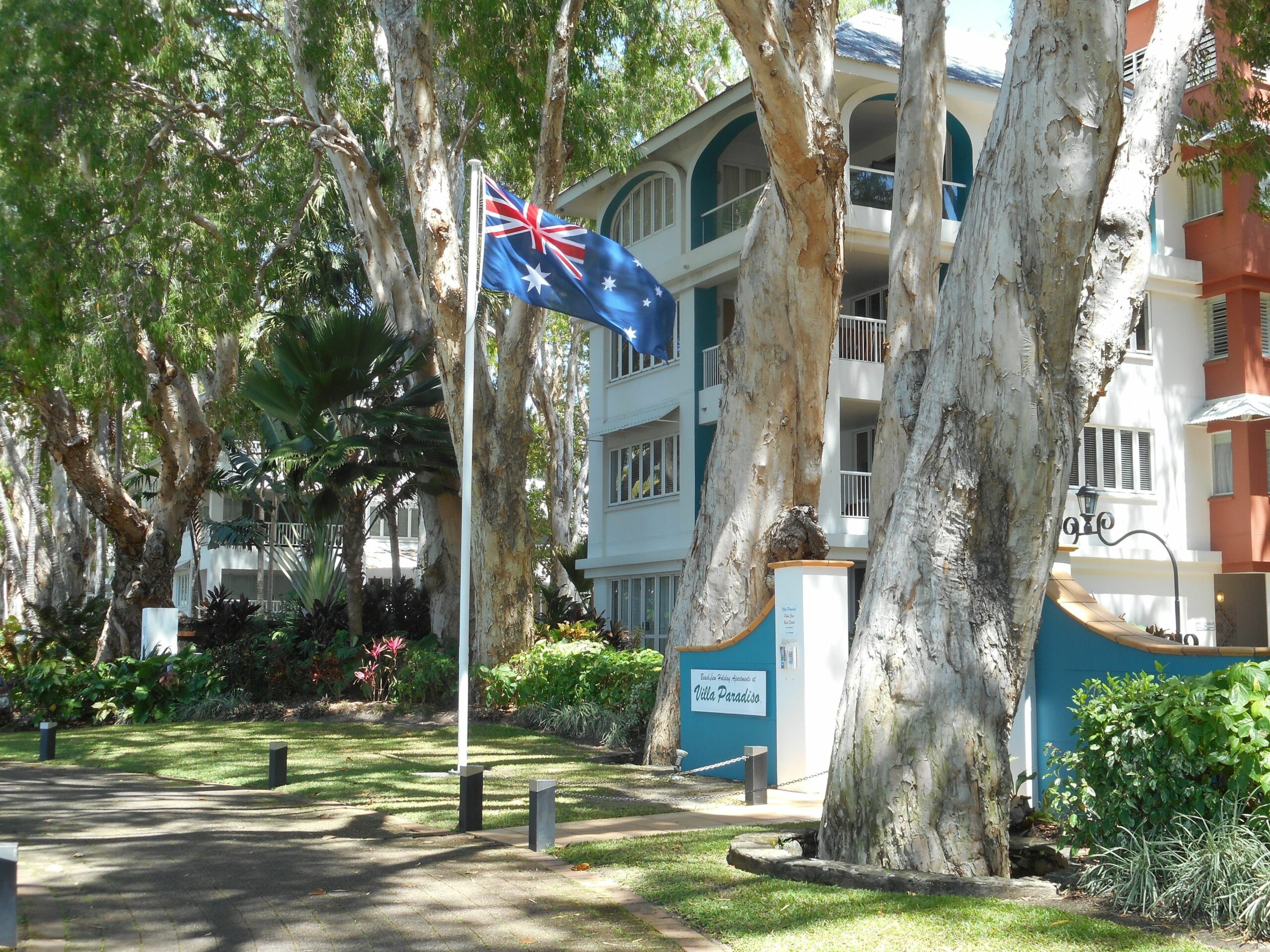 BeachView Apartments at Villa Paradiso