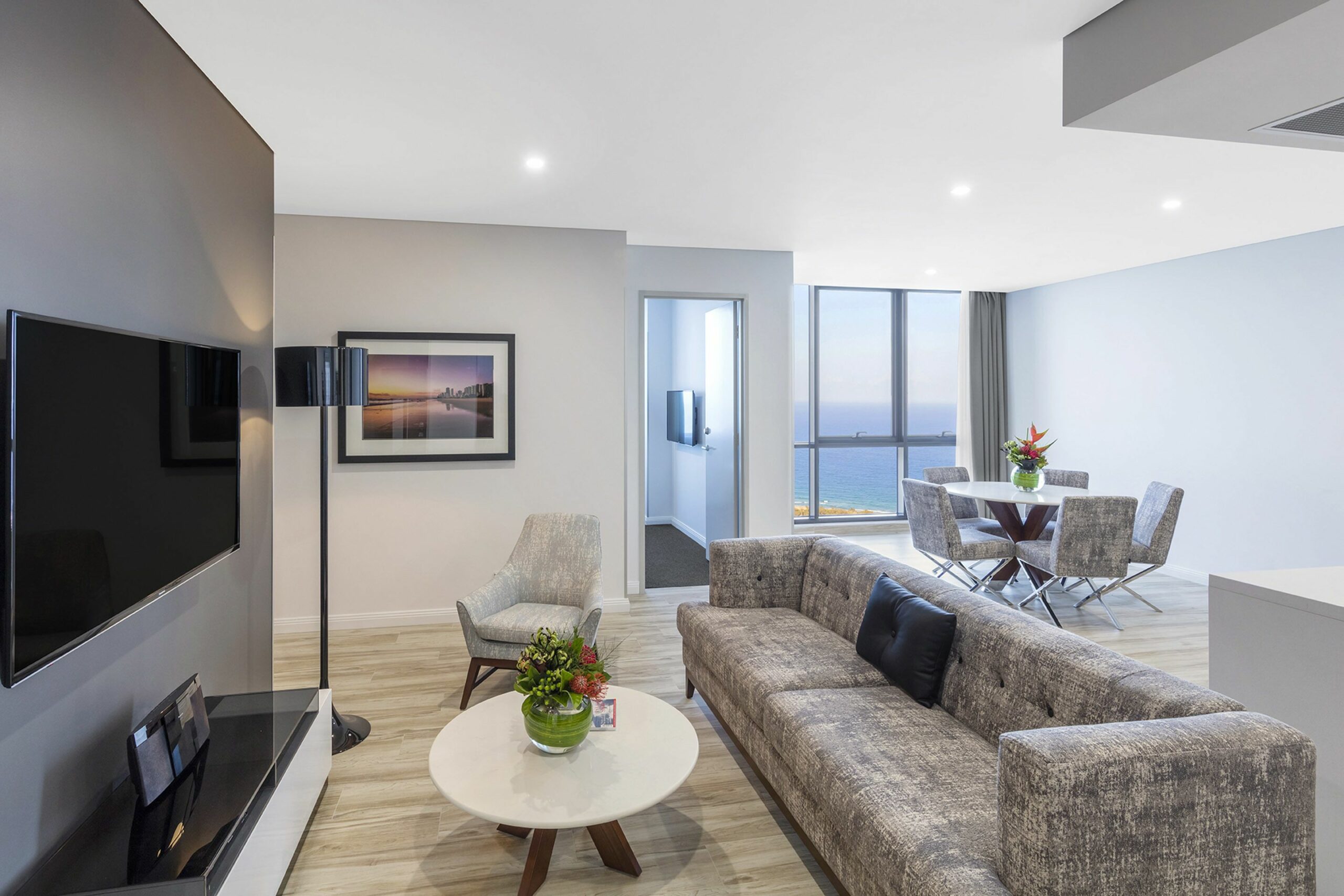 Meriton Suites Southport, Gold Coast