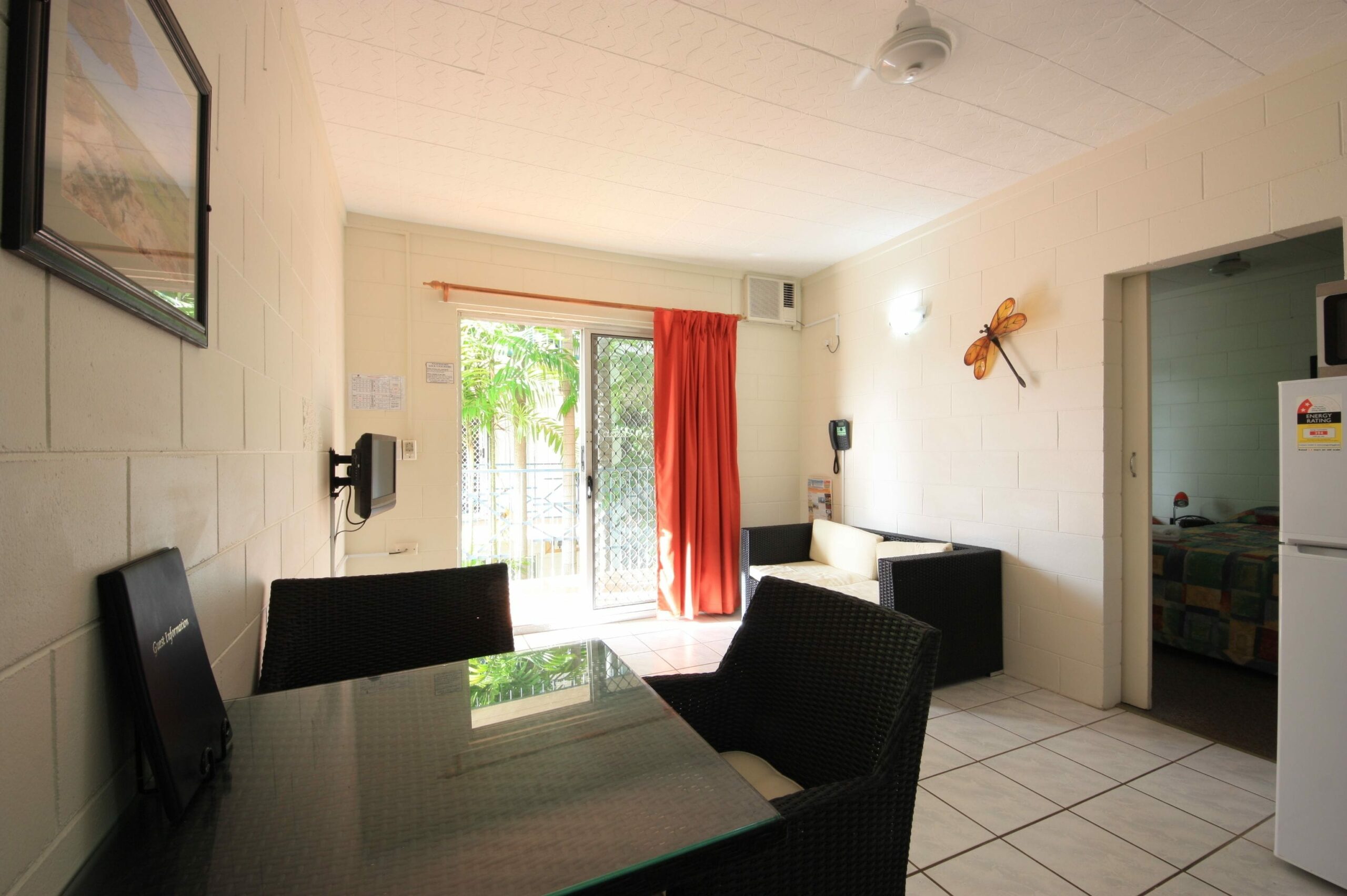 Coconut Grove Holiday Apartments