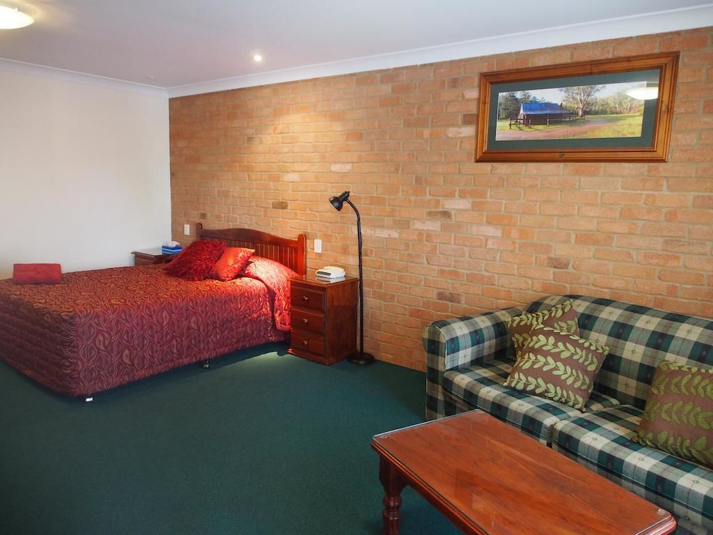 Cobar Town and Country Motor Inn