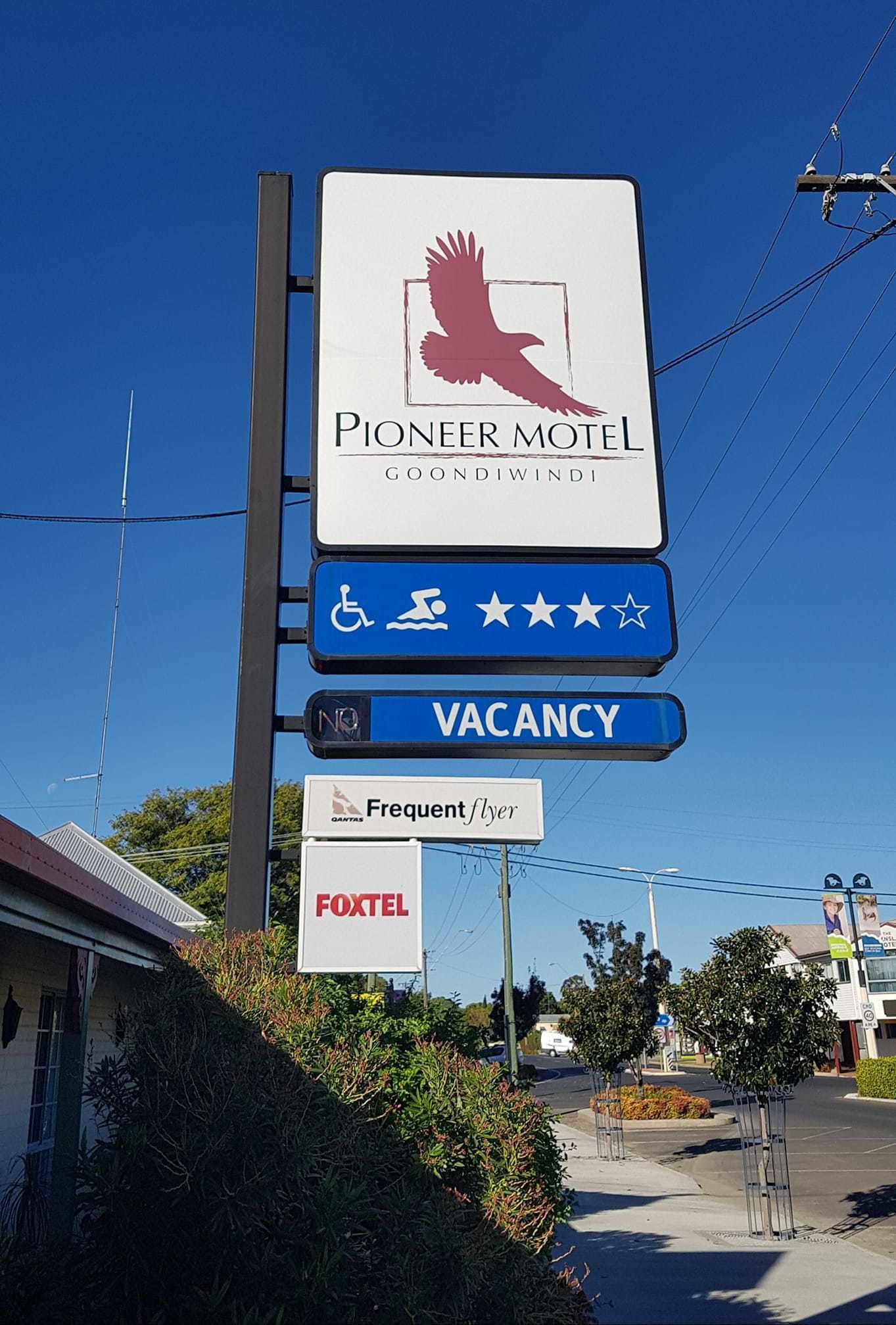 Pioneer Motel