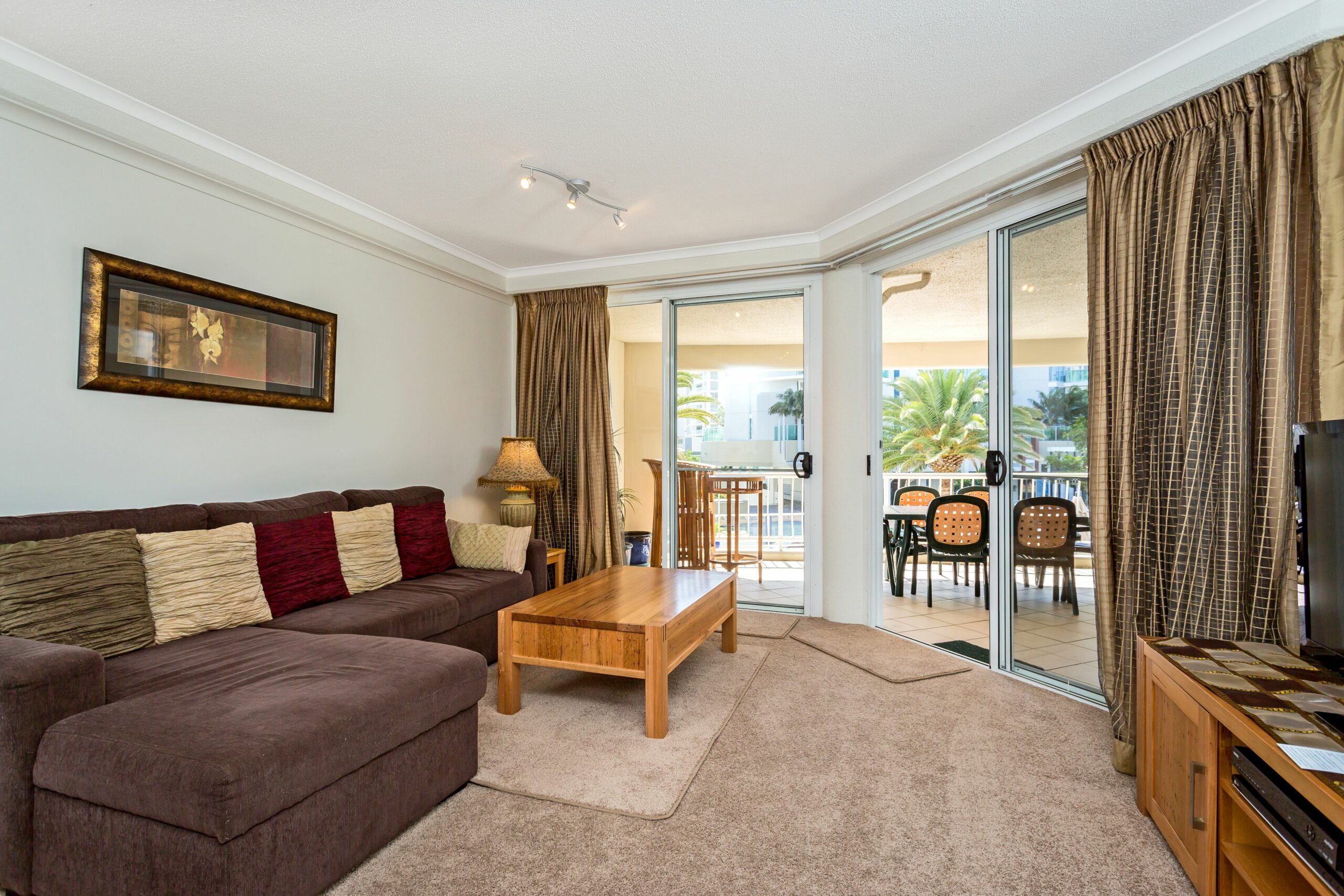 Kirra Beach Apartments