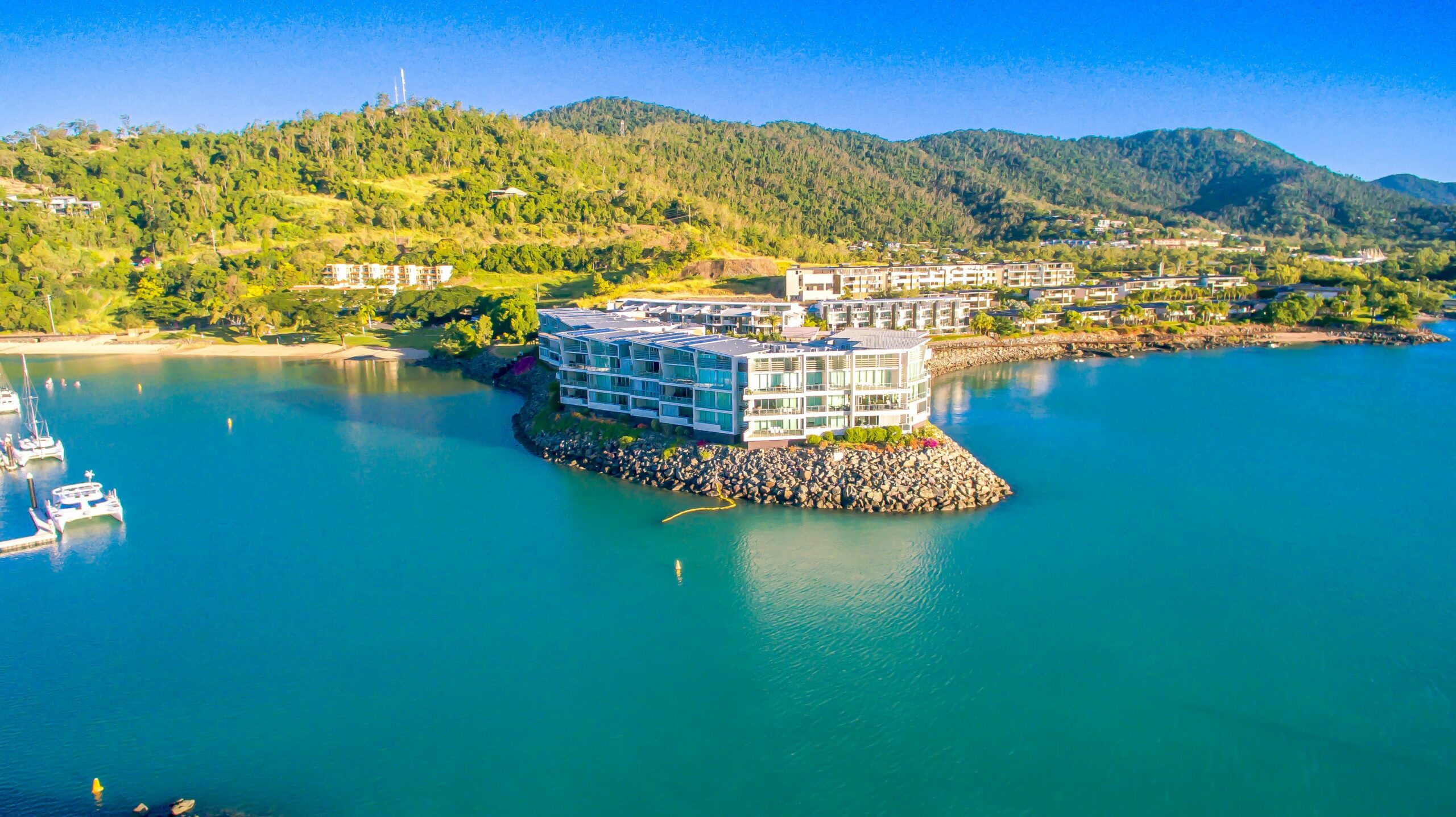 Peninsula Airlie Beach