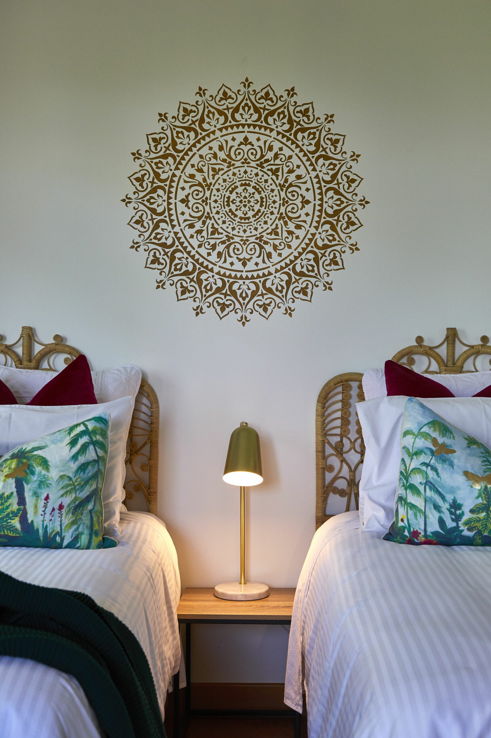 Aquila Retreat Mansion - Sleeps 30 - Covidsafe Events are Allowed
