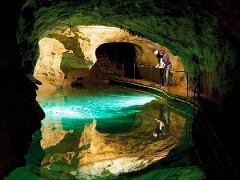 Jenolan Caves Blue Mountains & Wildlife Tour 2 days