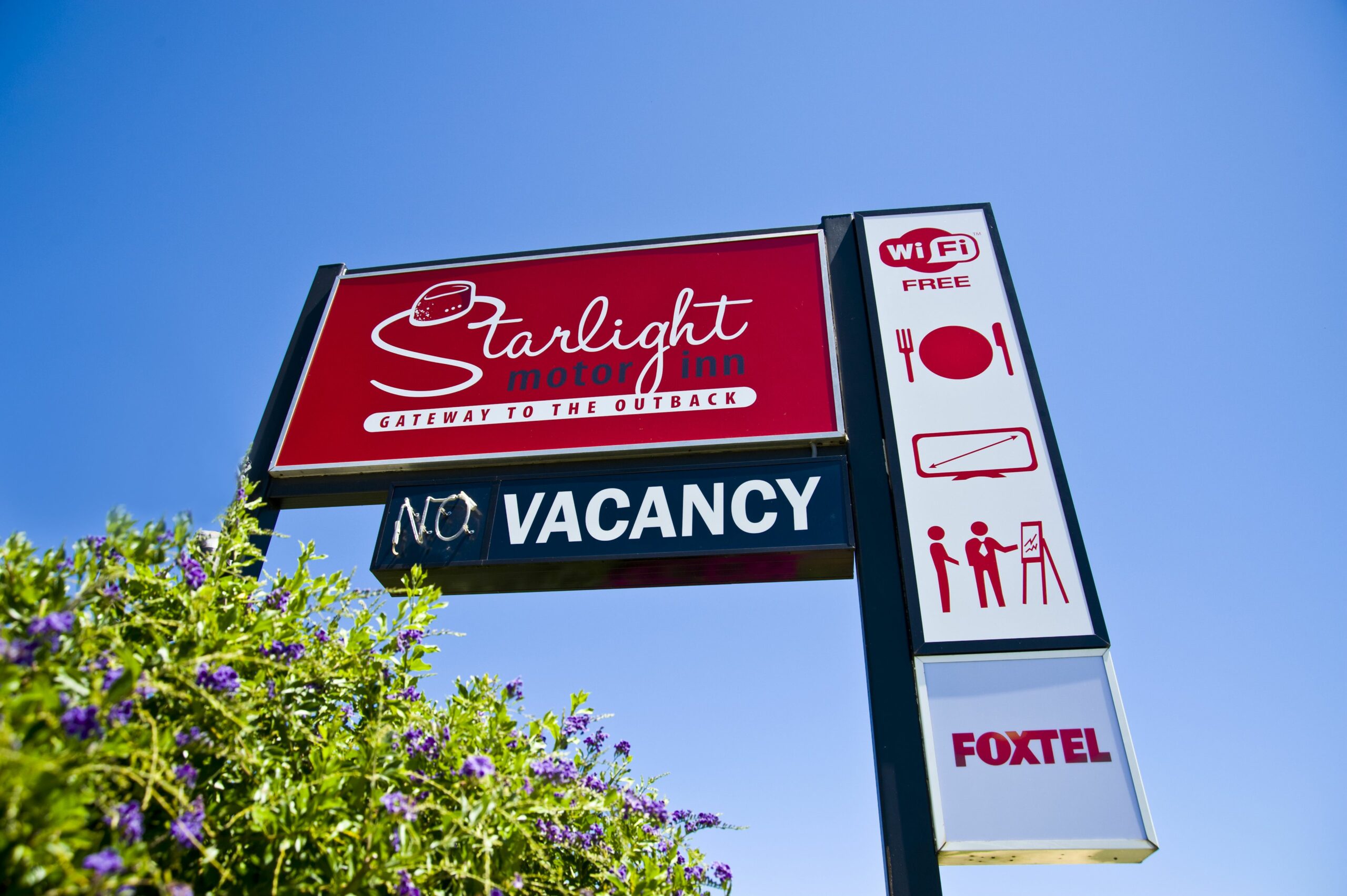 Starlight Motor Inn