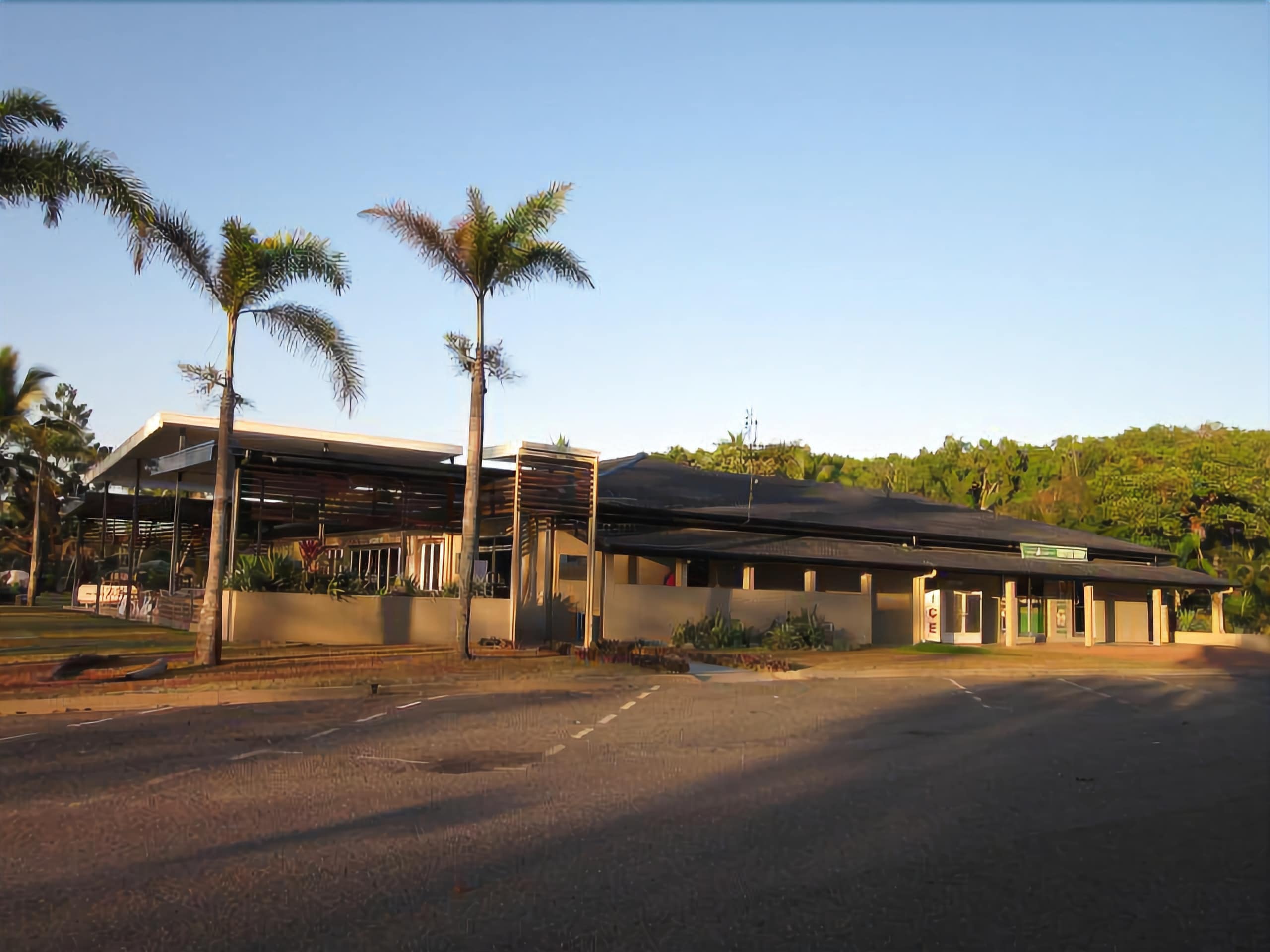 Forrest Beach Hotel