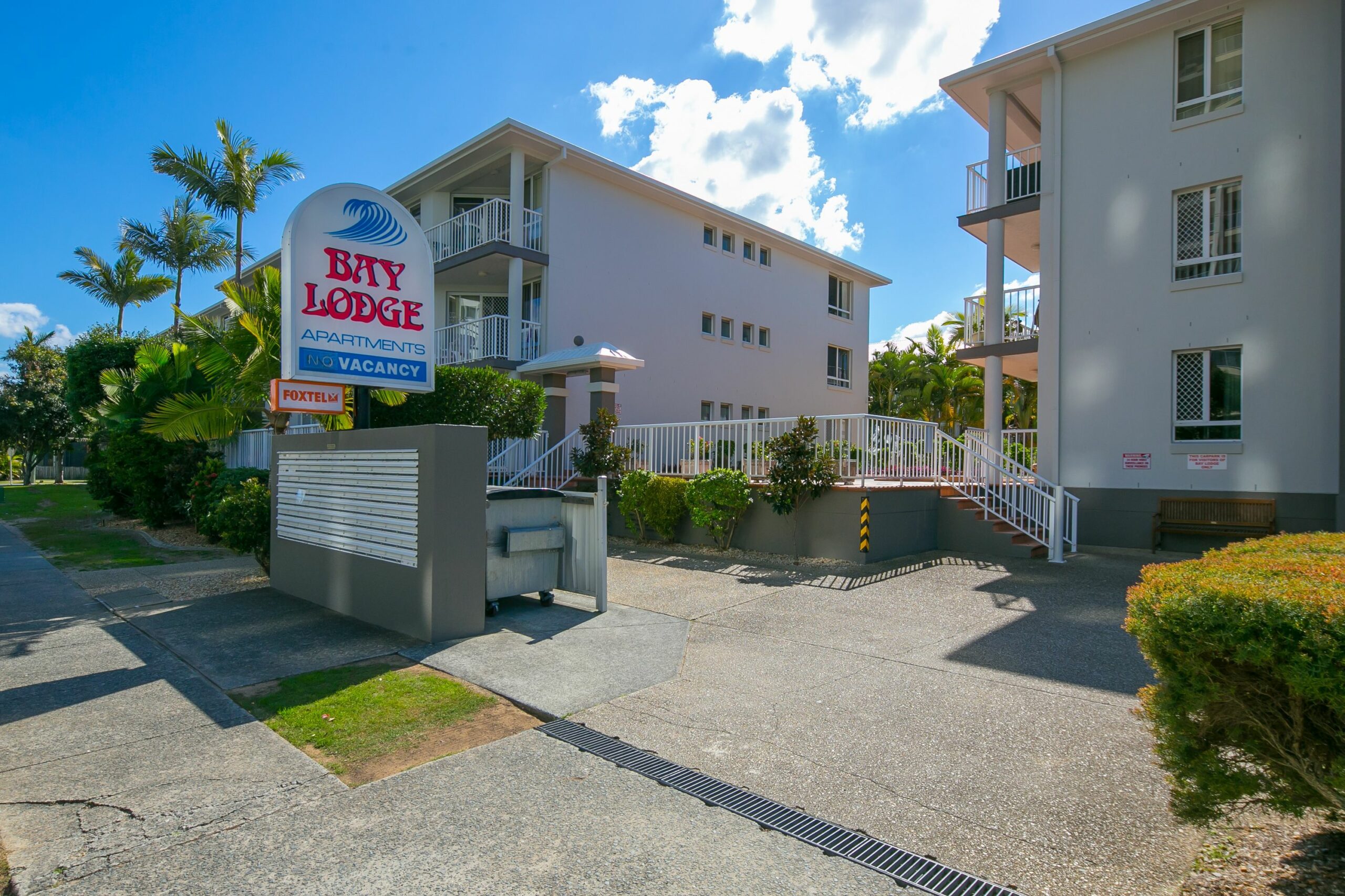 Bay Lodge Apartments