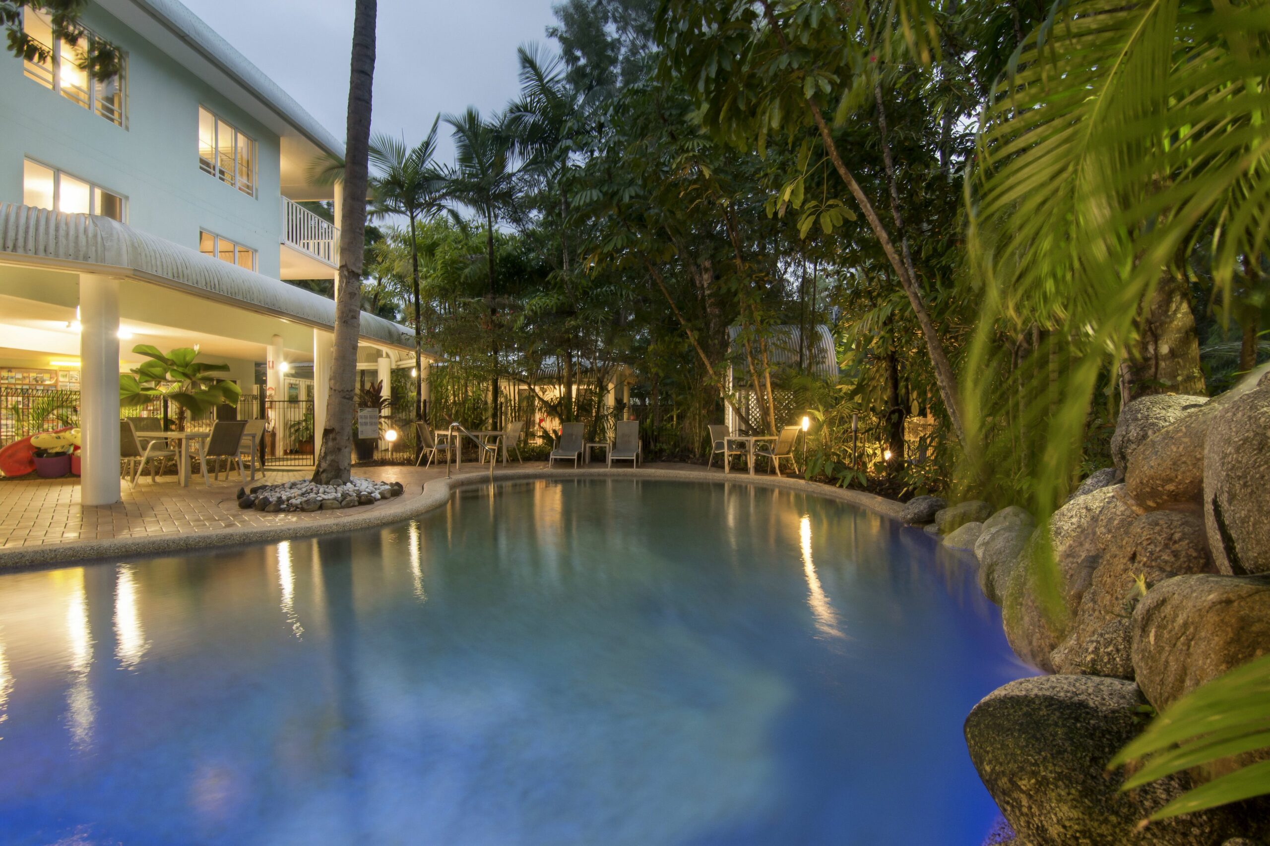 Port Douglas Outrigger Holiday Apartments