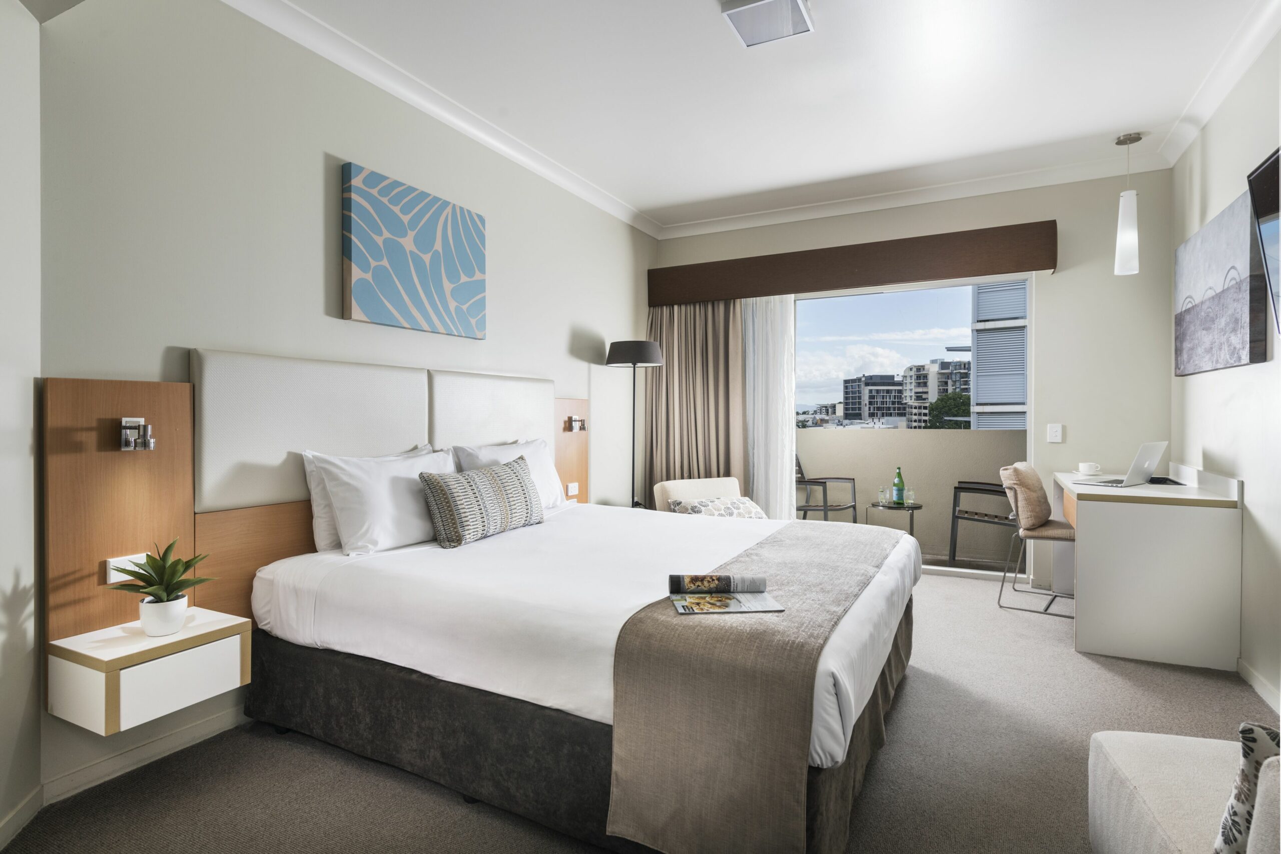 Grand Hotel and Apartments Townsville