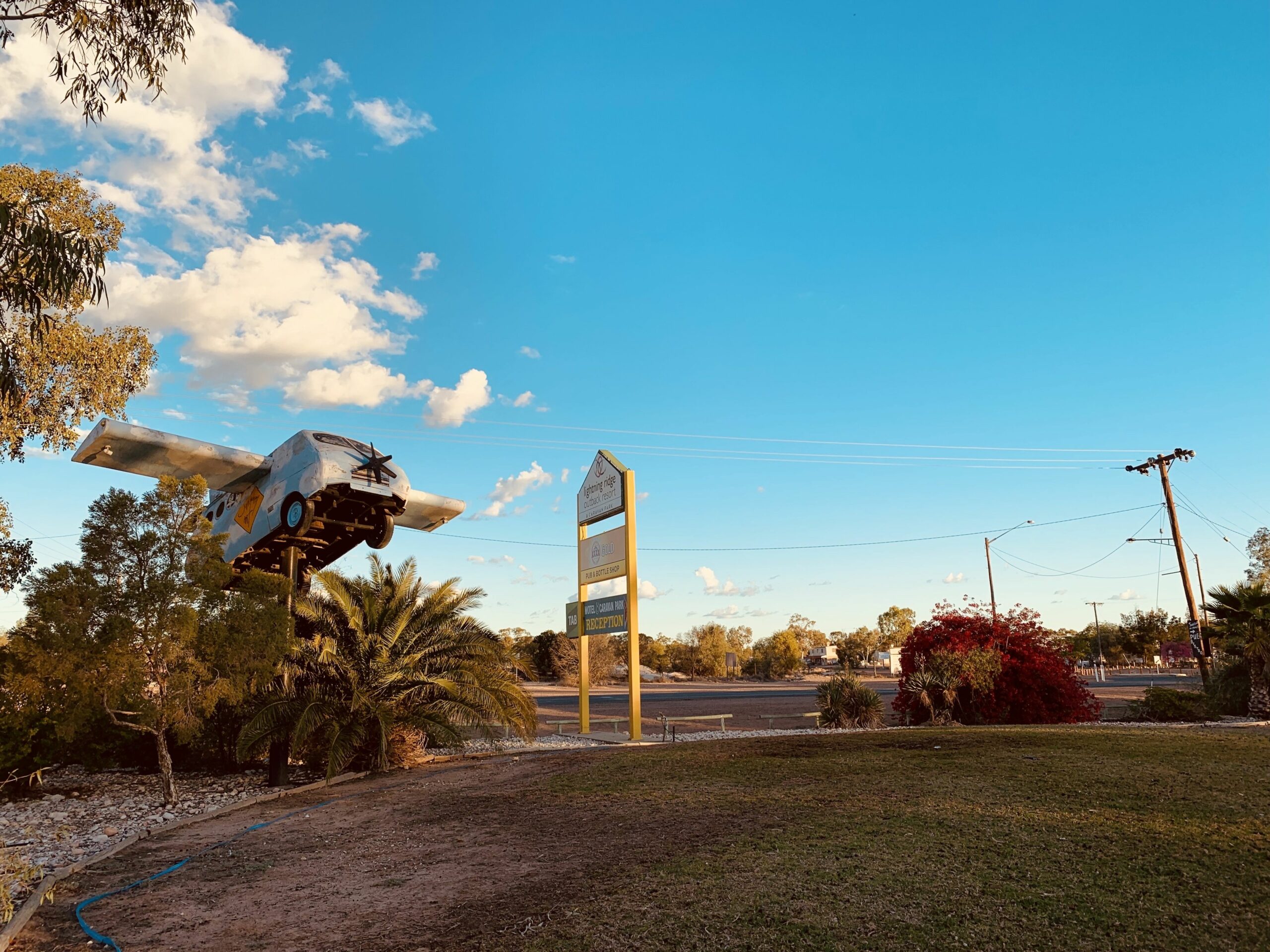 Lightning Ridge Outback Resort & Caravan Park