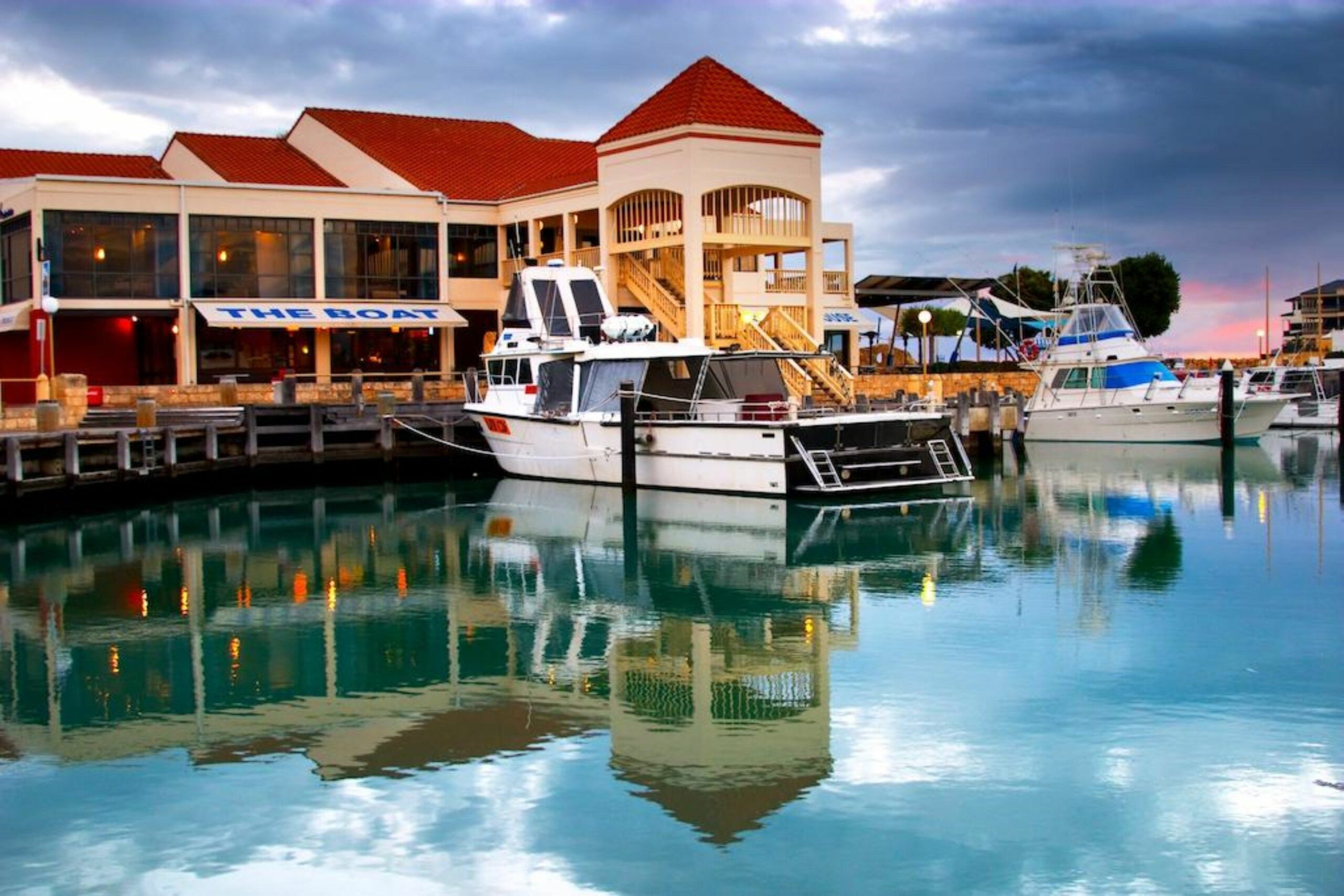 The Marina Hotel - Mindarie