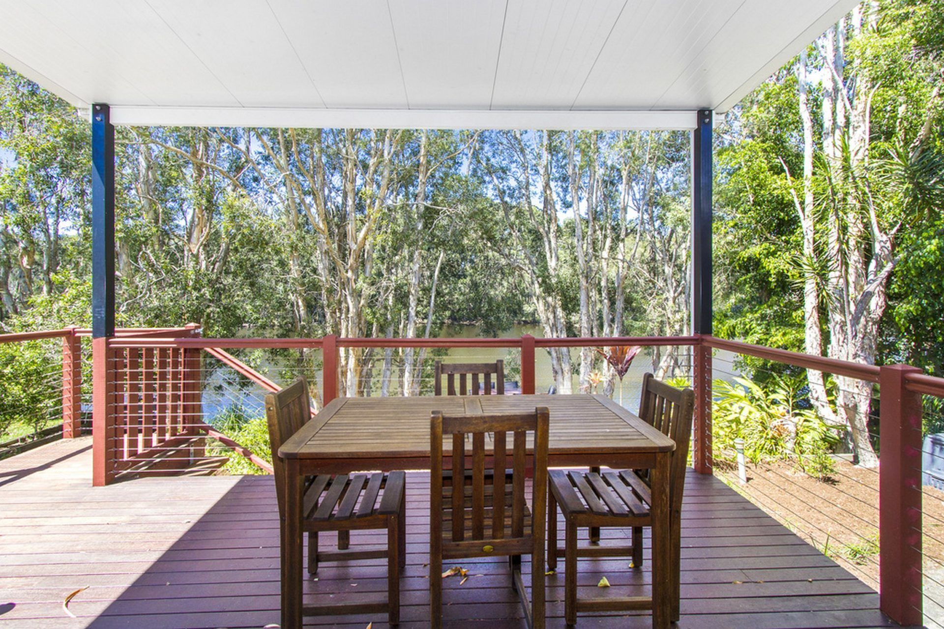 Cabarita Beach Bliss - Holiday Home On The Lake