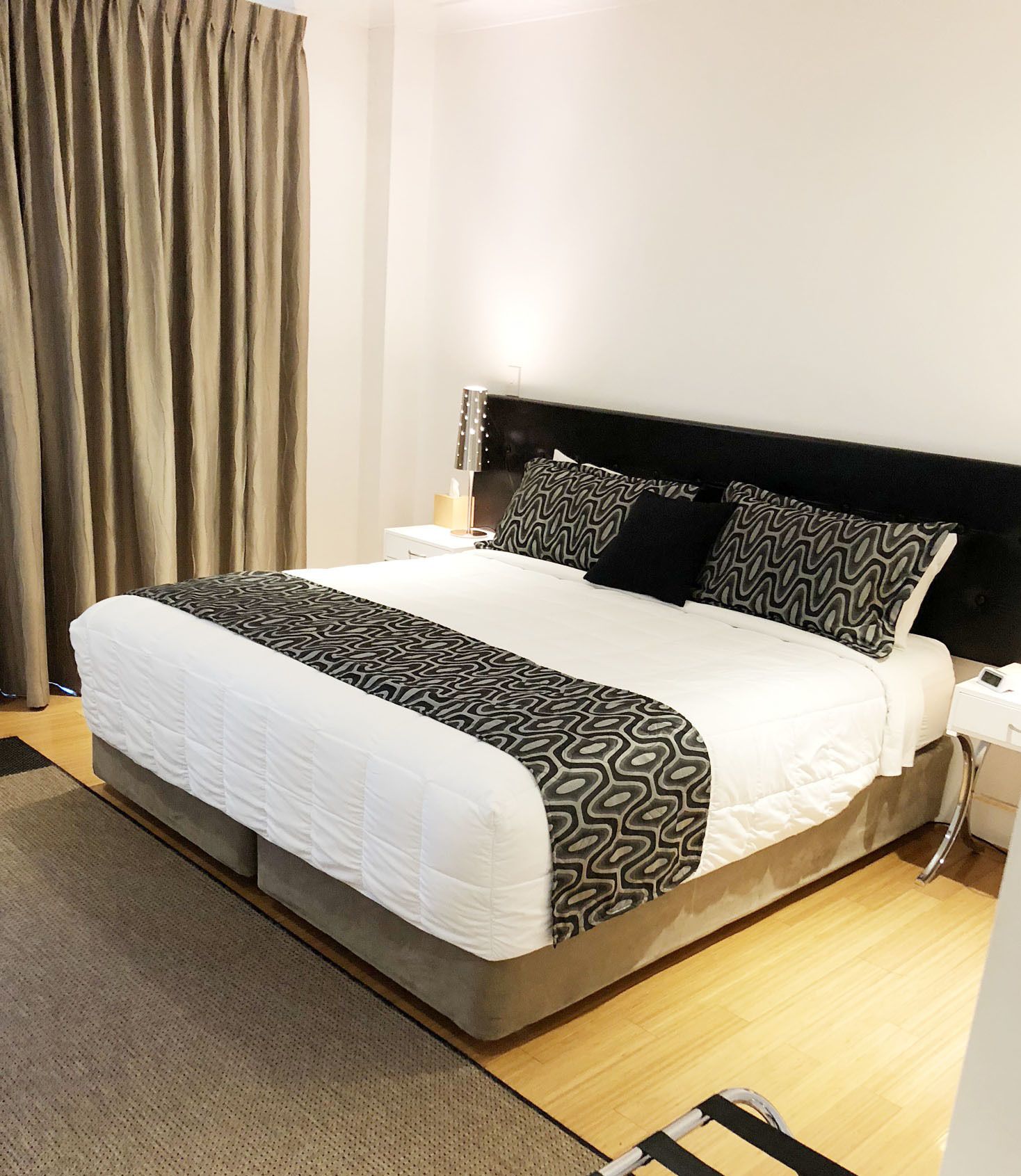 Platinum Suites Fremantle