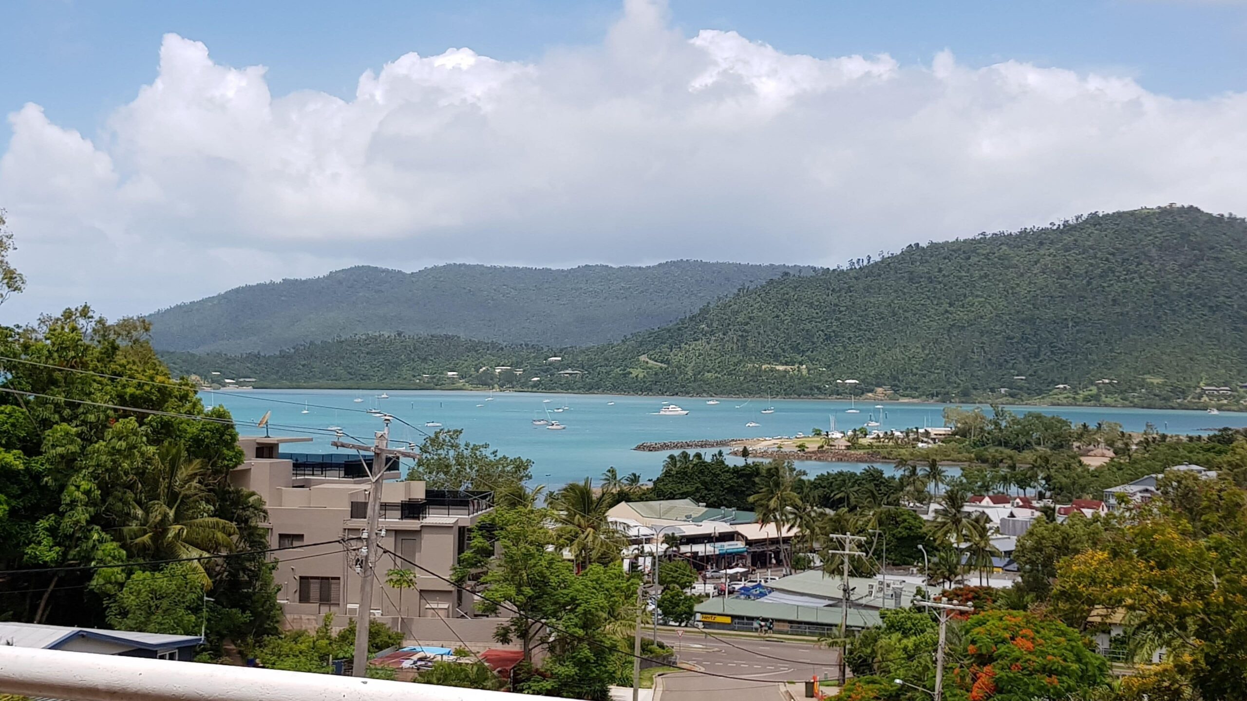 Beach House on Begley - Airlie Beach