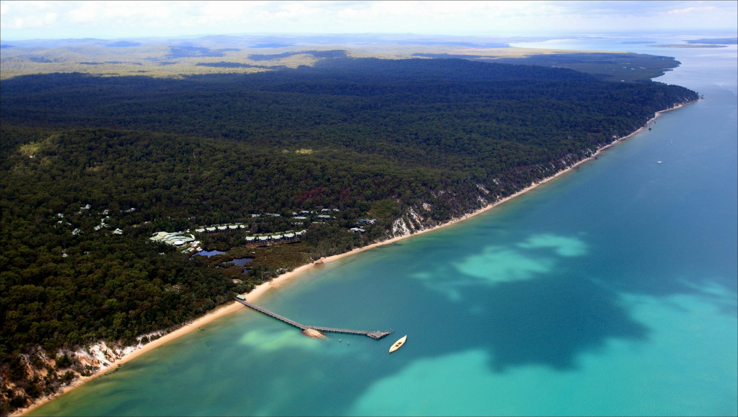 Kingfisher Bay Resort