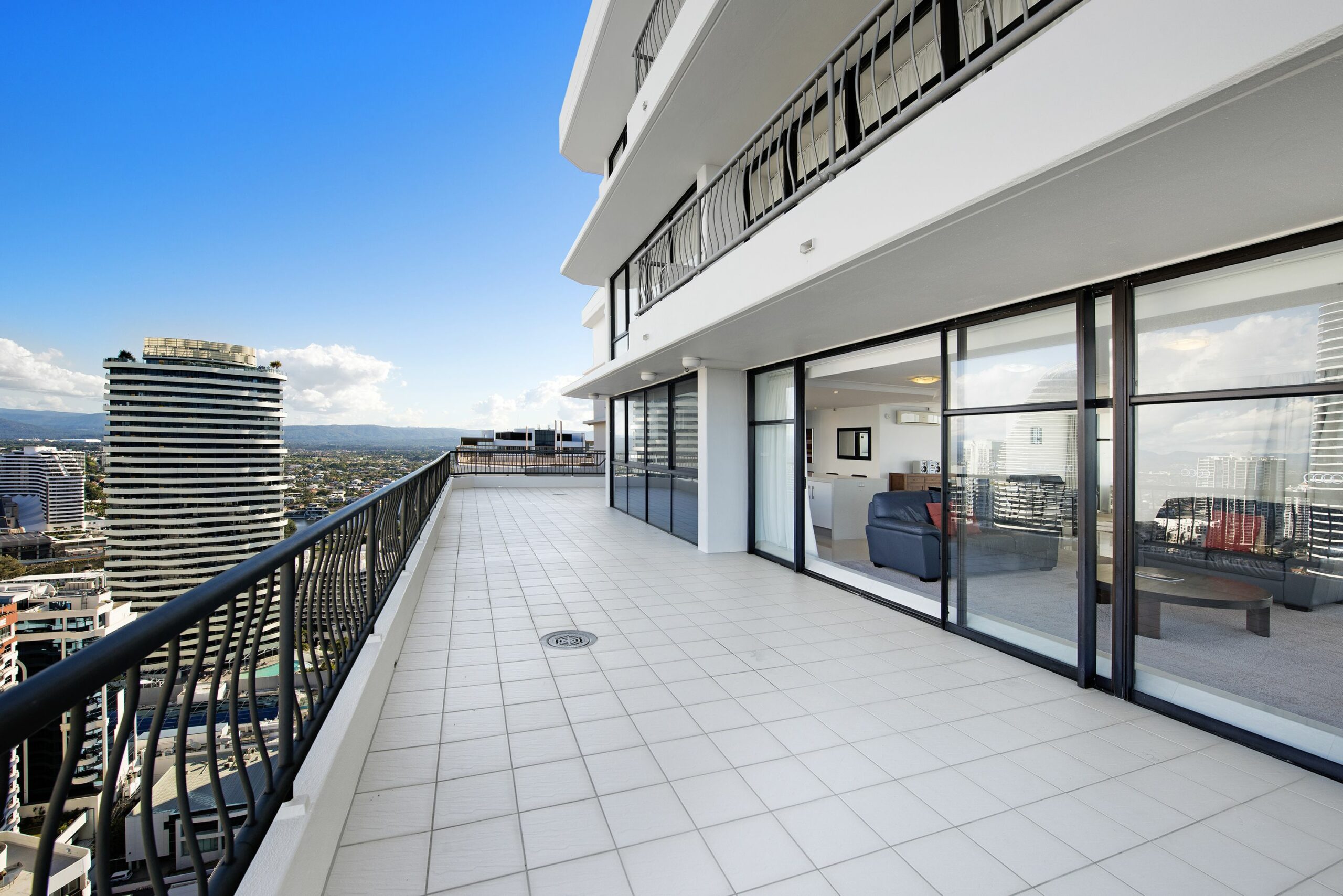 ULTIQA Beach Haven At Broadbeach