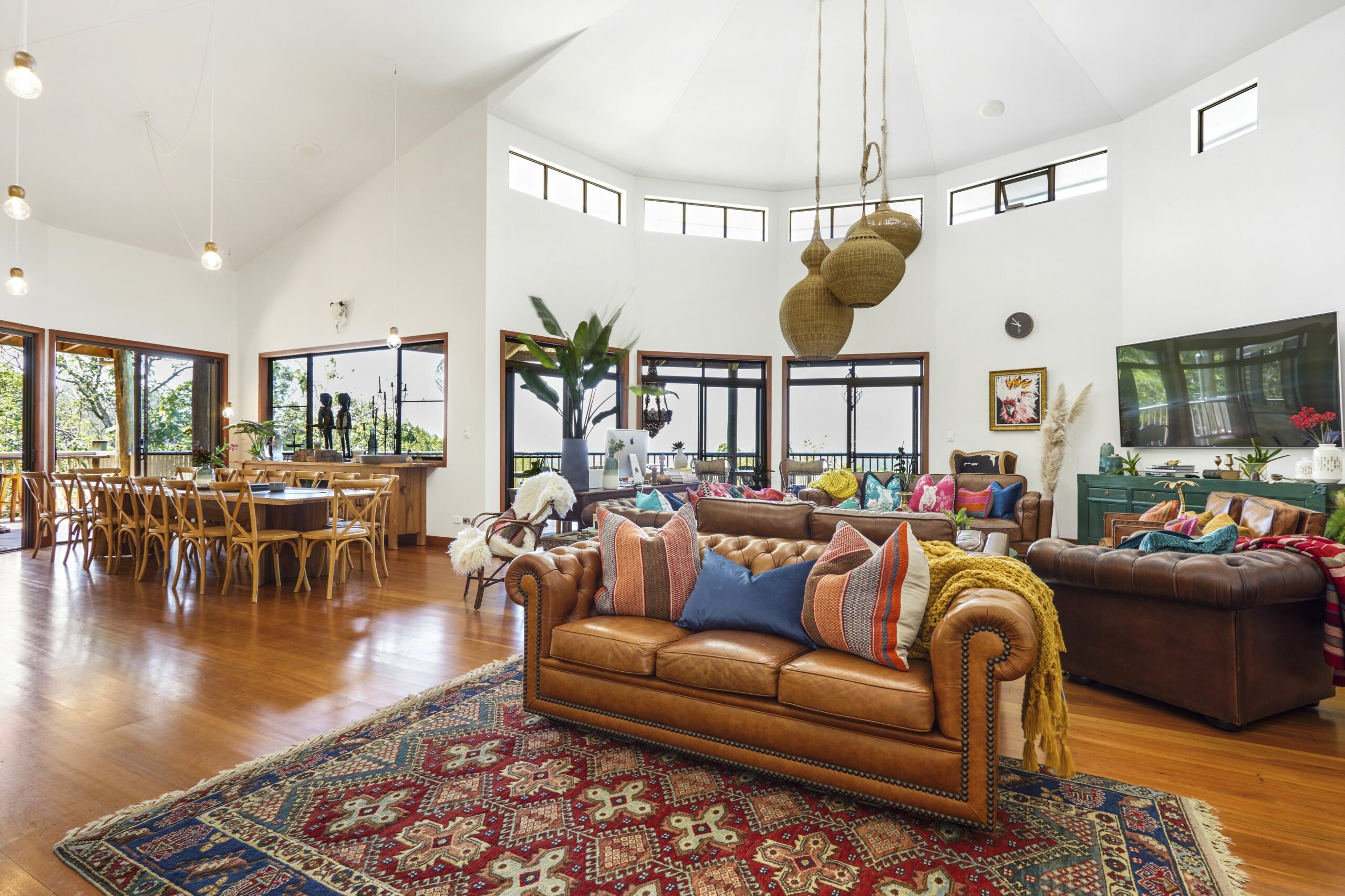 Aquila Retreat Mansion - Sleeps 30 - Covidsafe Events are Allowed