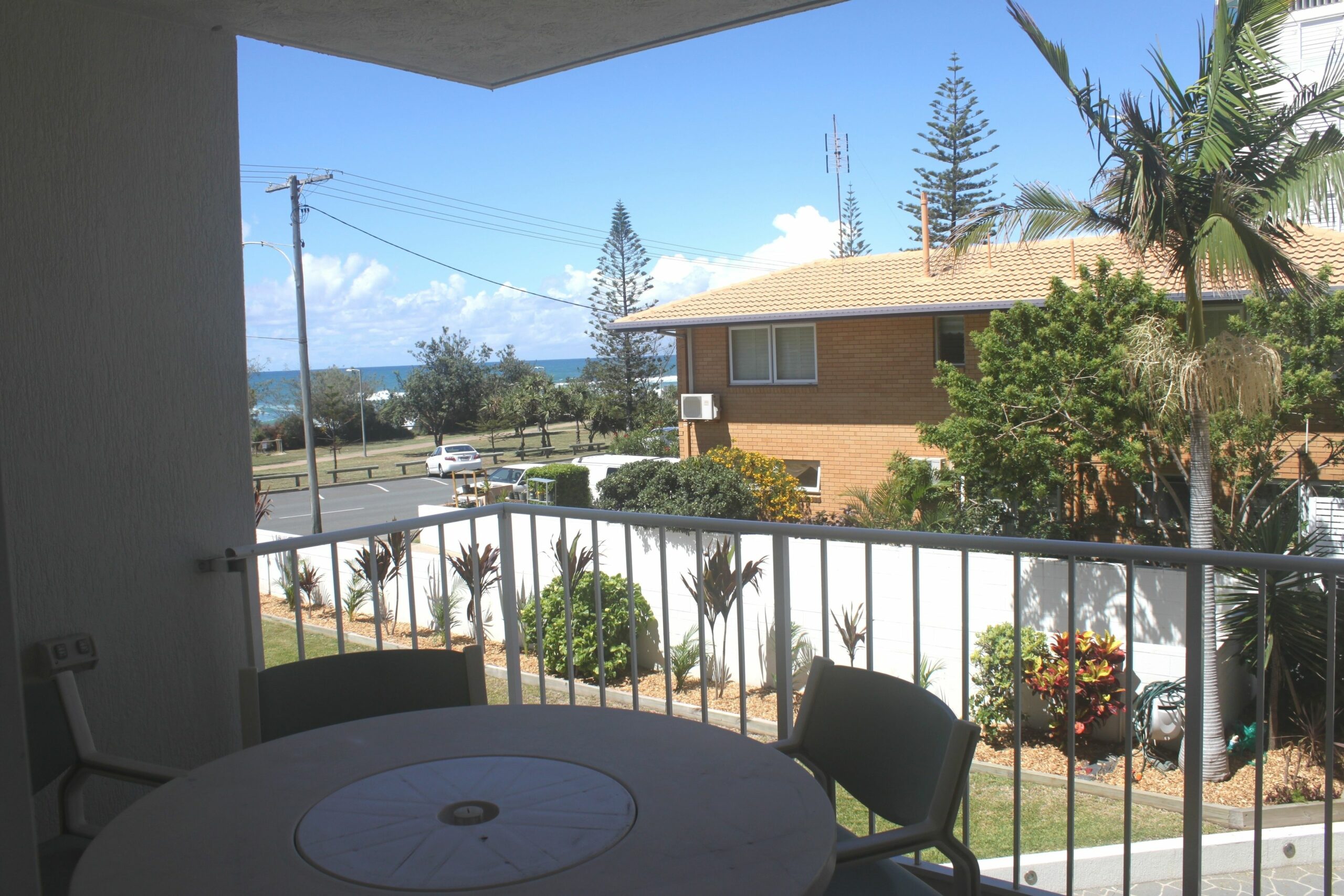 Burleigh Point Holiday Apartments