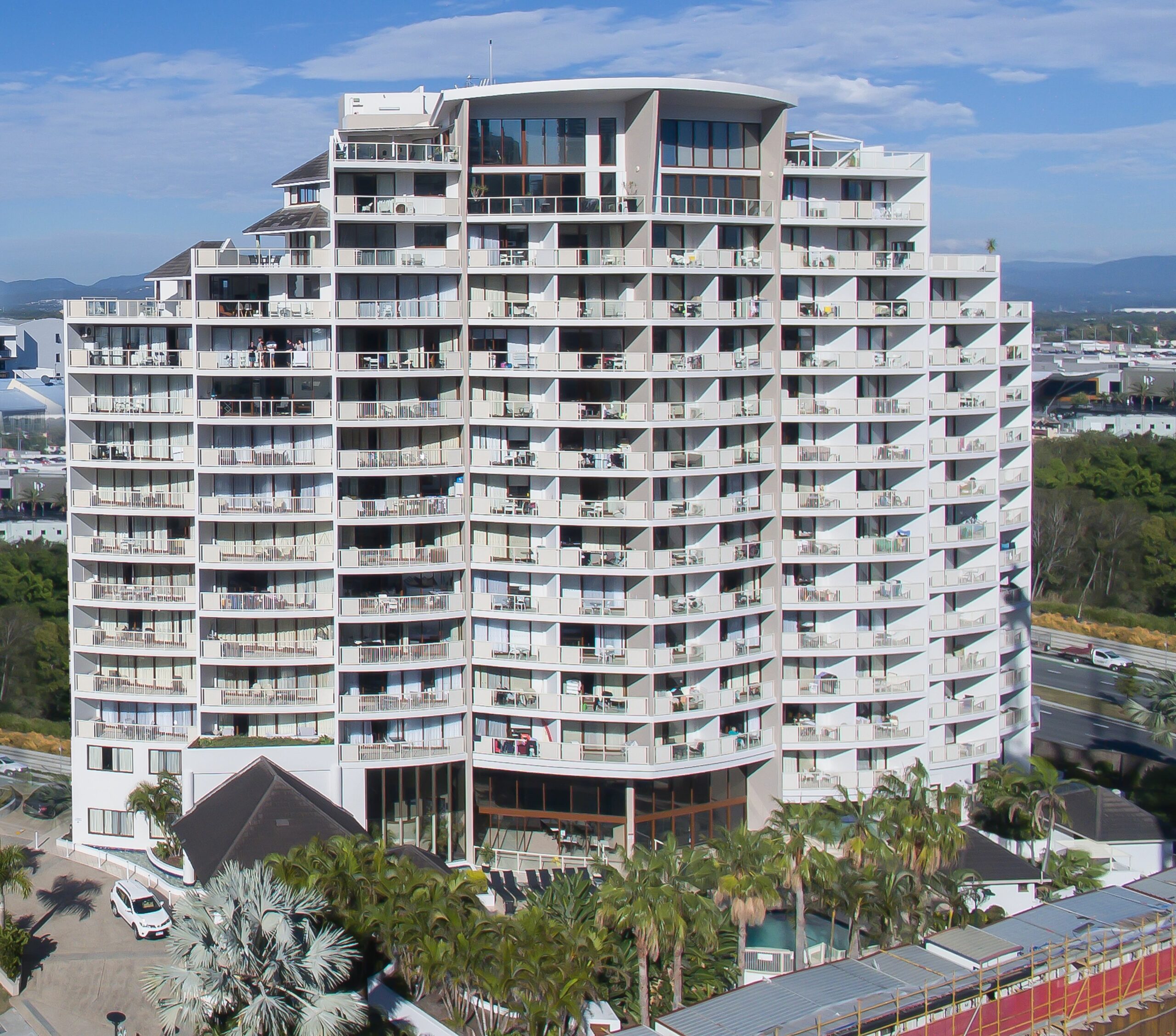 Broadbeach Savannah Hotel & Resort