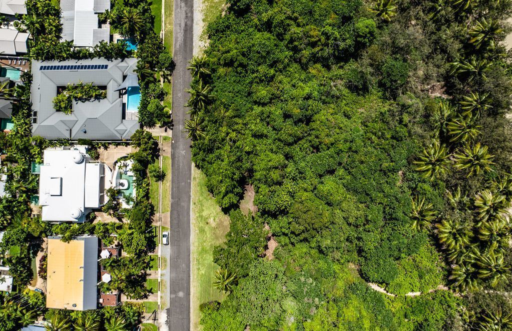 Stunning Sands Villa on the Beachfront @ Port Douglas