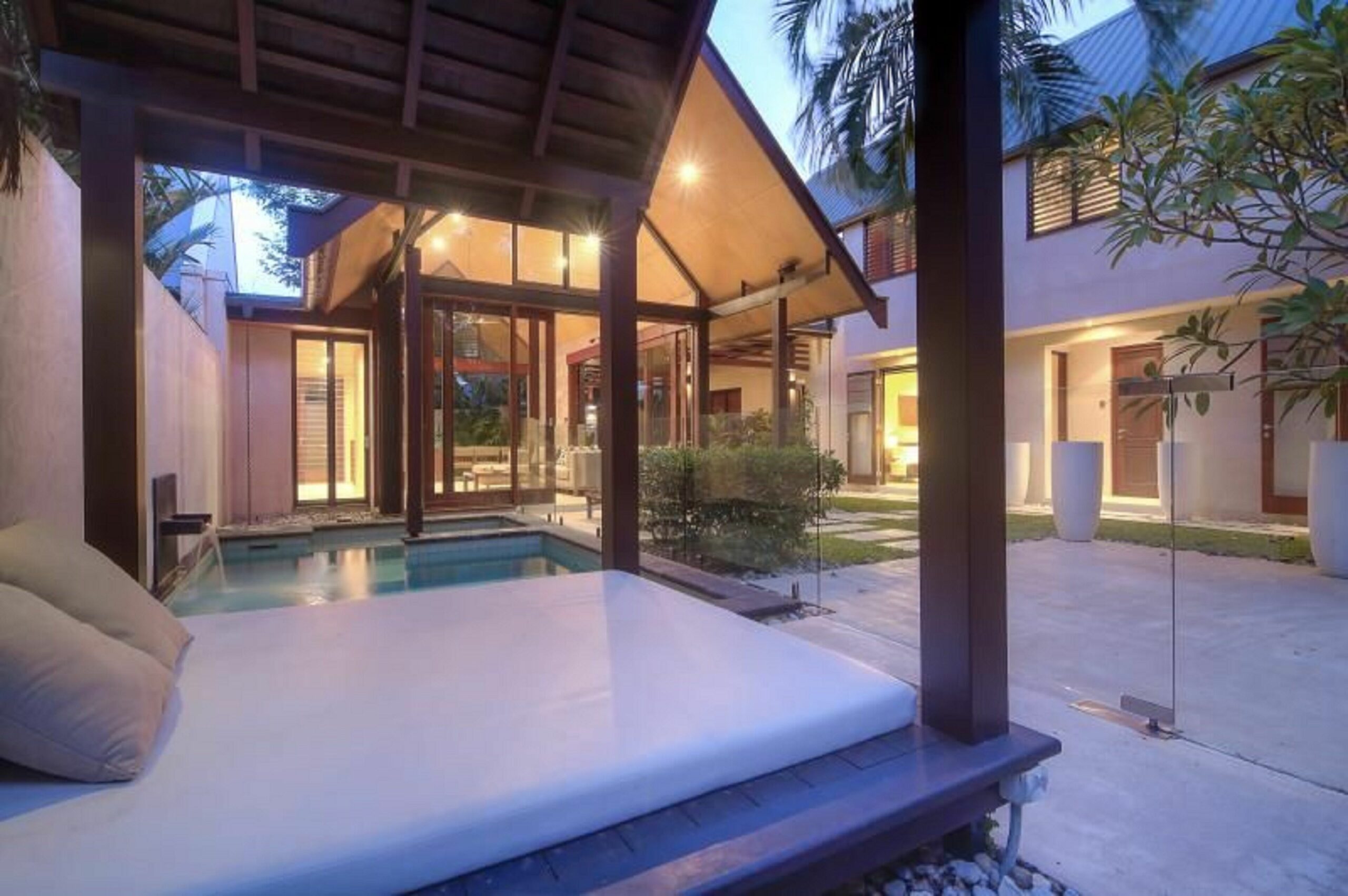 Niramaya Port Douglas 3 and 4 Bedroom Villas