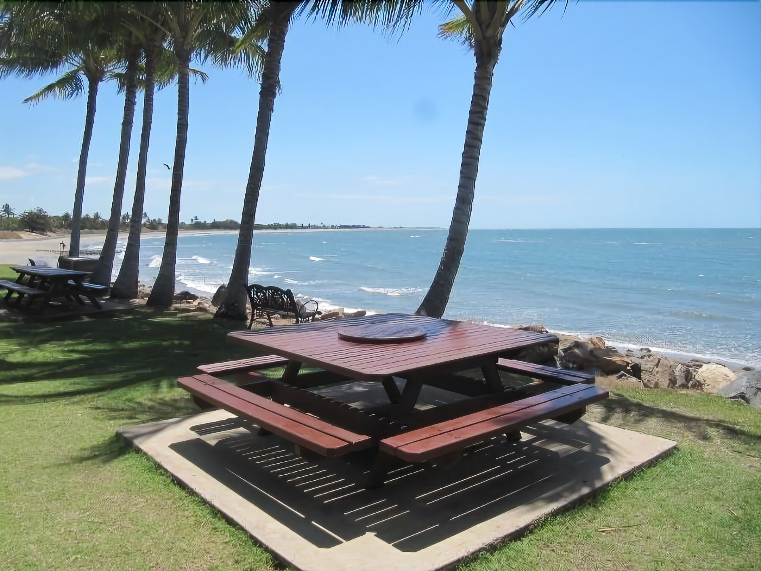 Tropical Beach Caravan Park