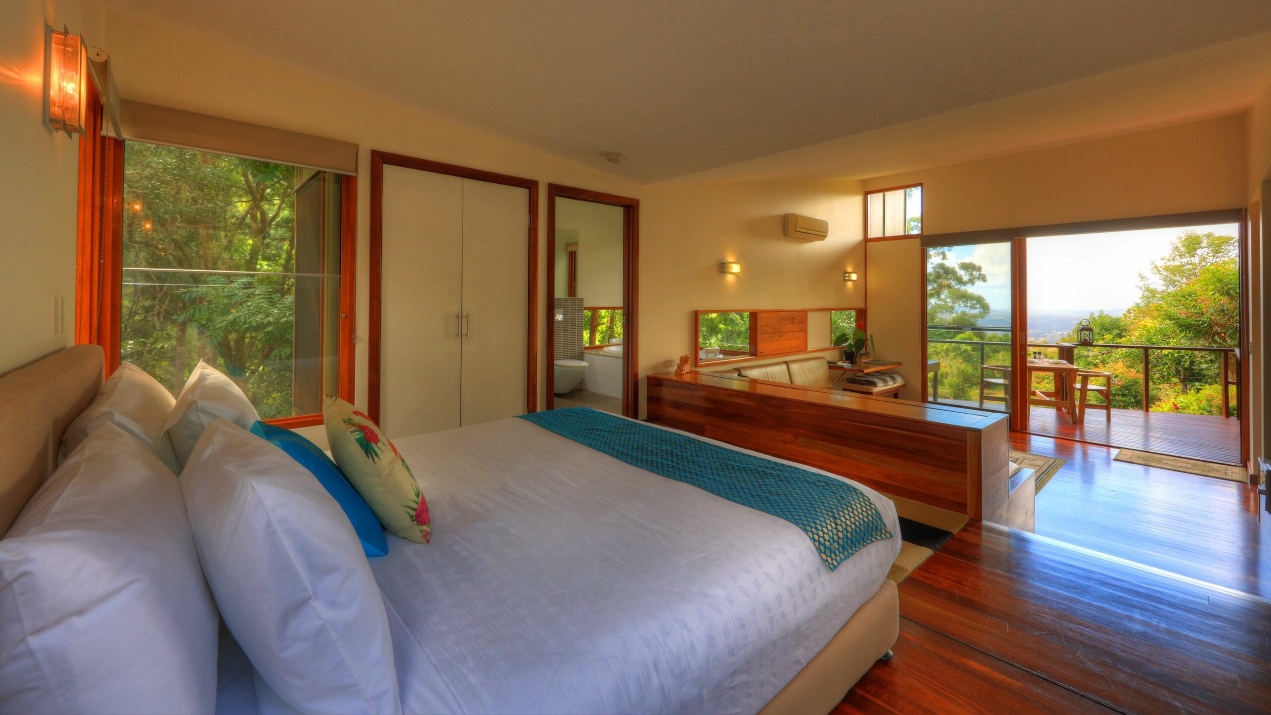 Montville Oceanview Cottages