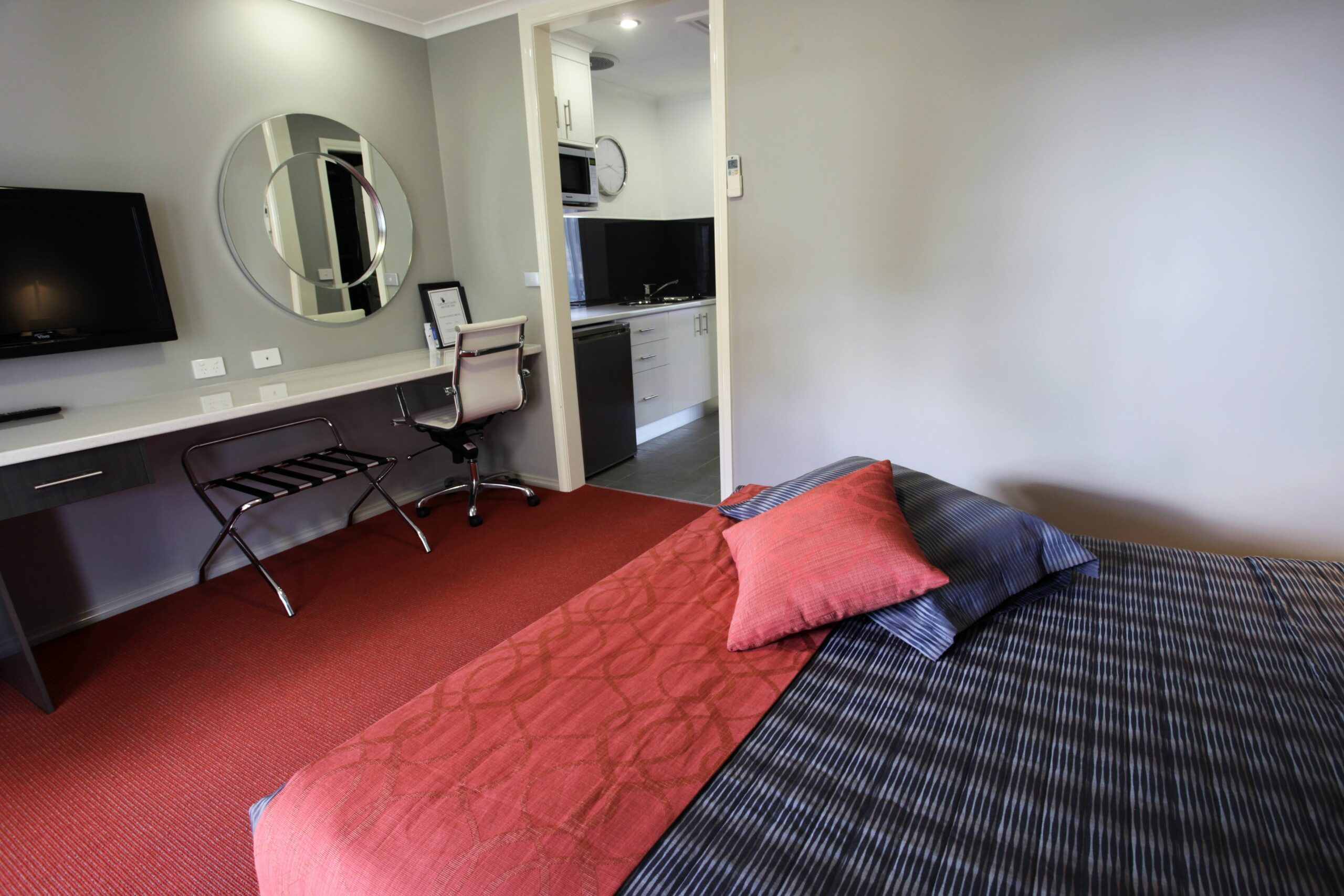 Cattleman's Country Motor Inn & Serviced Apartments