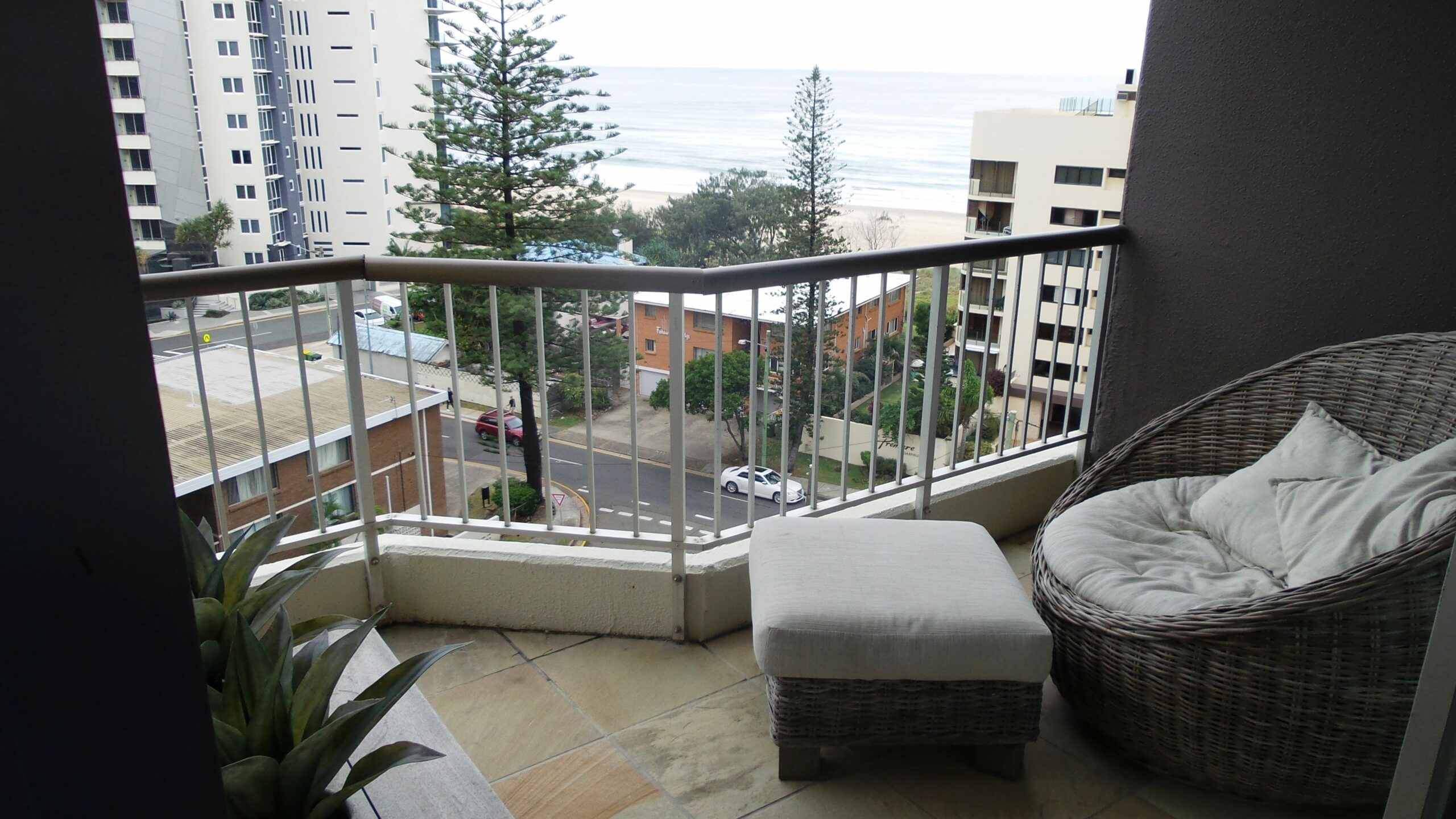 Surfers Beachside Holiday Apartments