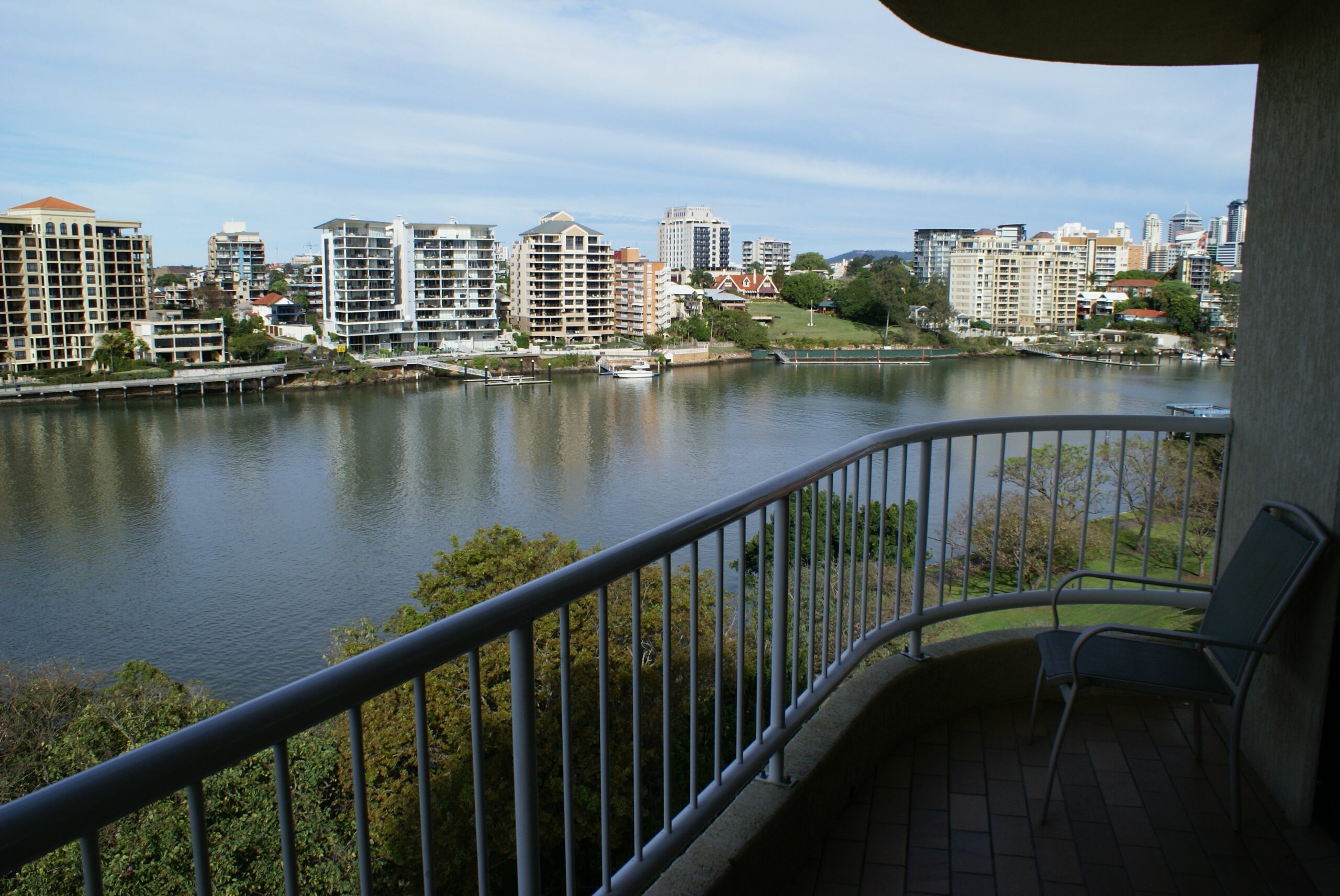 Kirribilli Riverfront Apartments