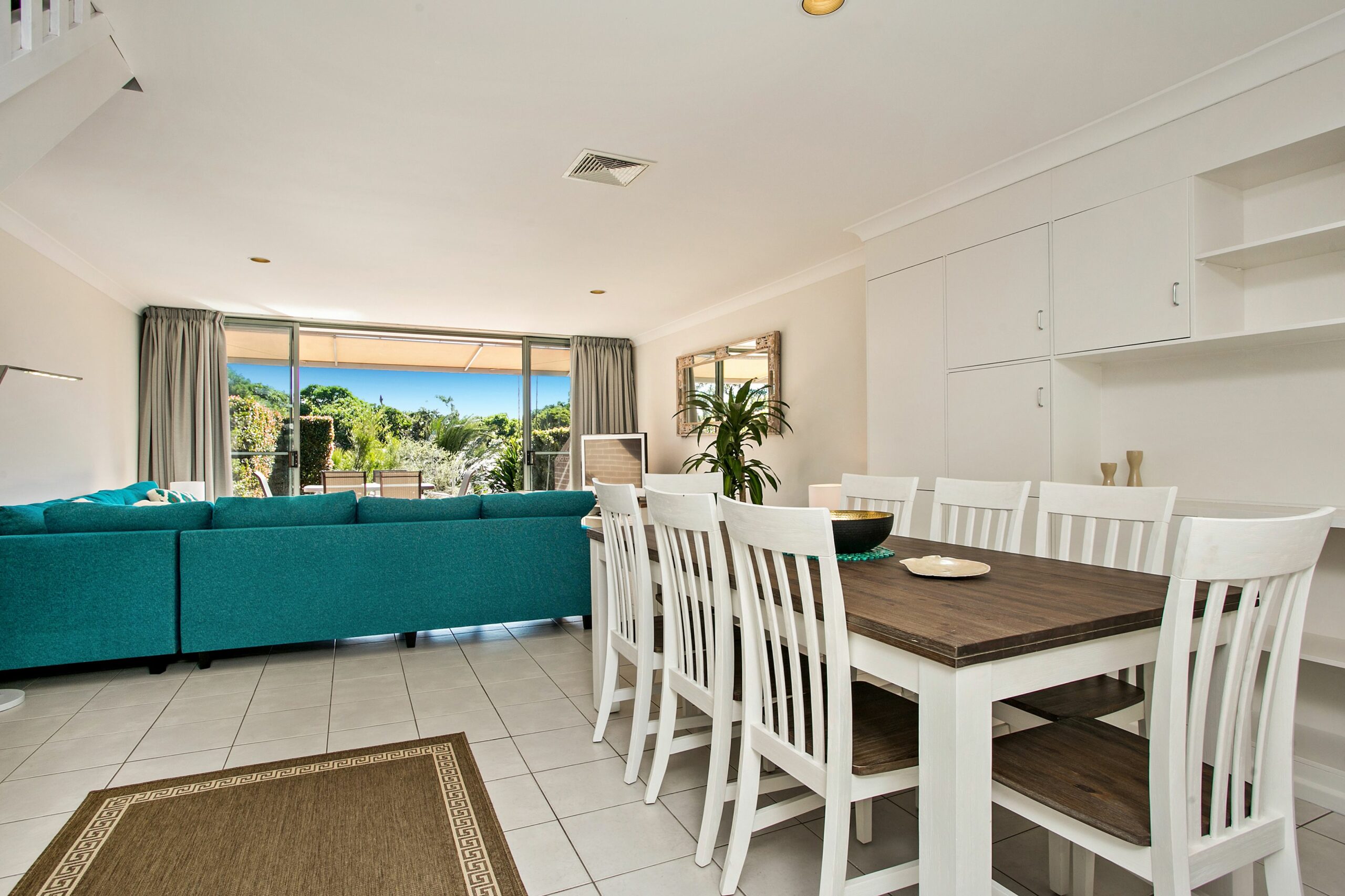 2 James Cook Apartments Holiday Rental