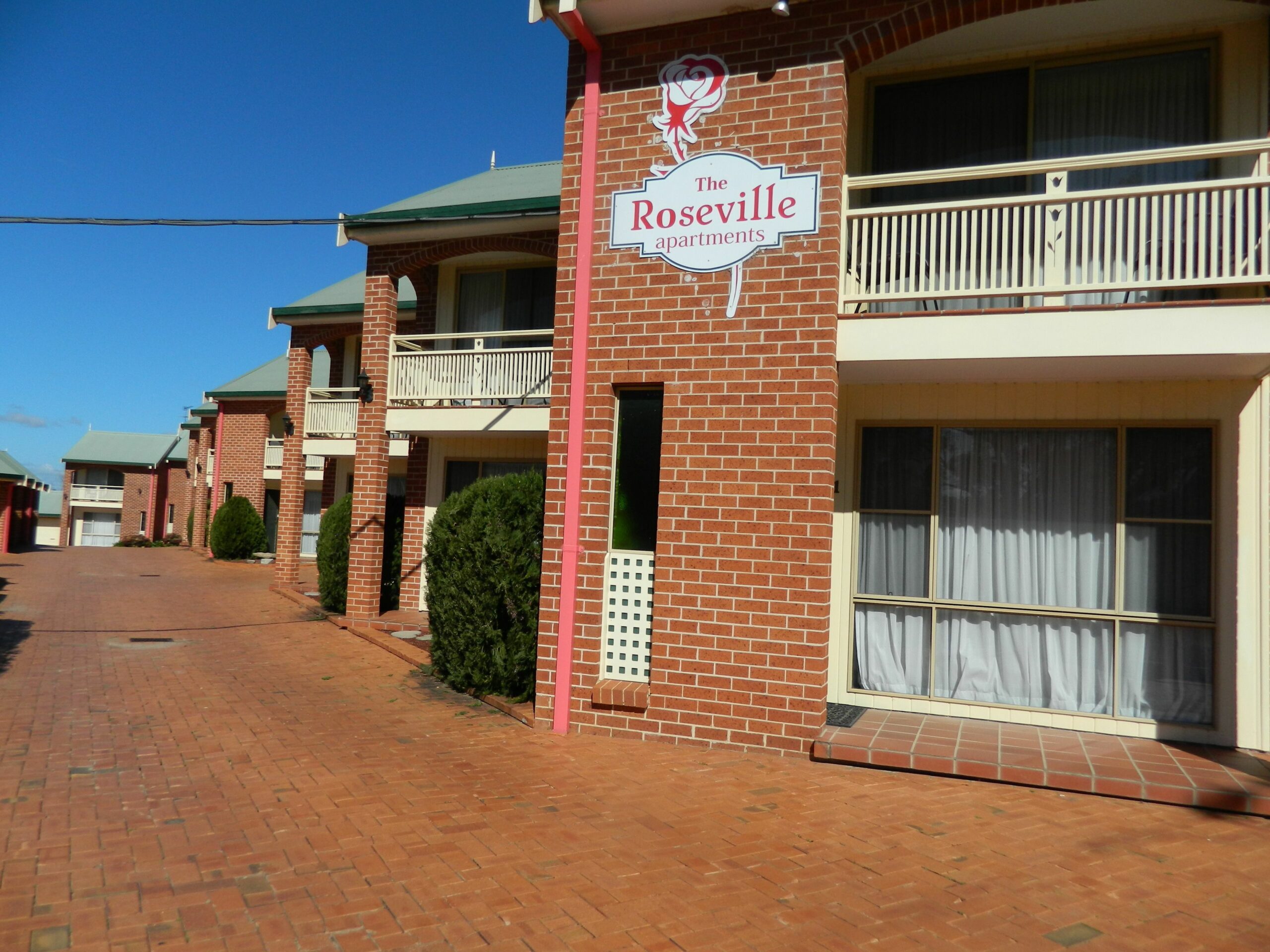 The Roseville Apartments