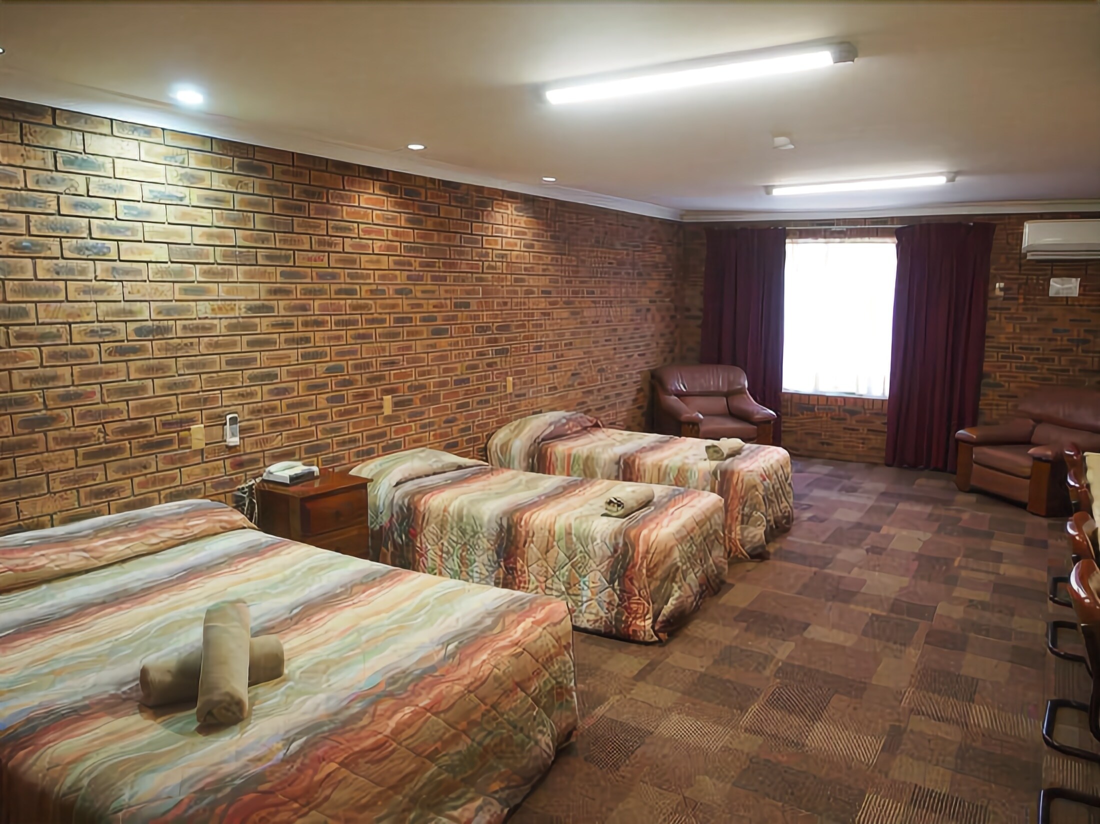 Cobar Town and Country Motor Inn