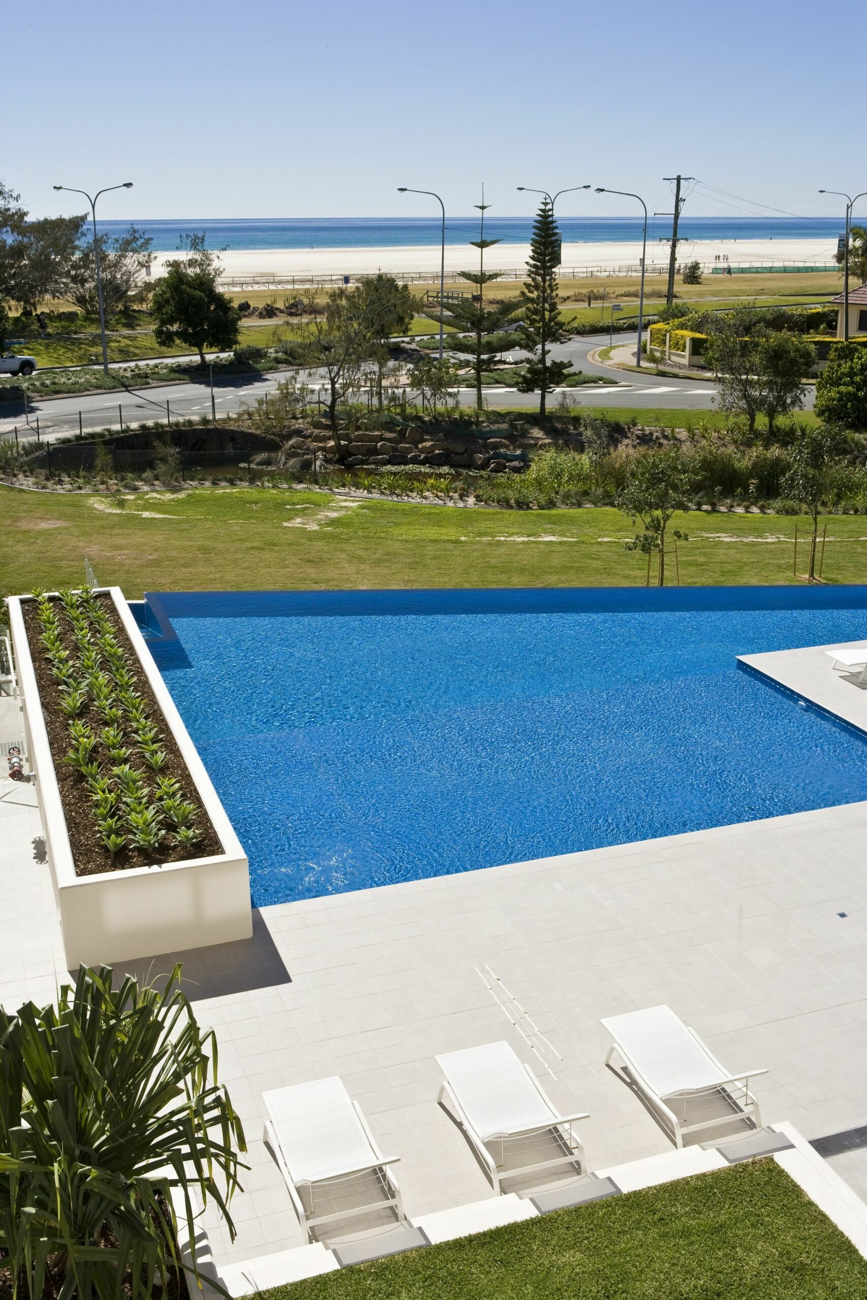 Kirra Surf Apartments