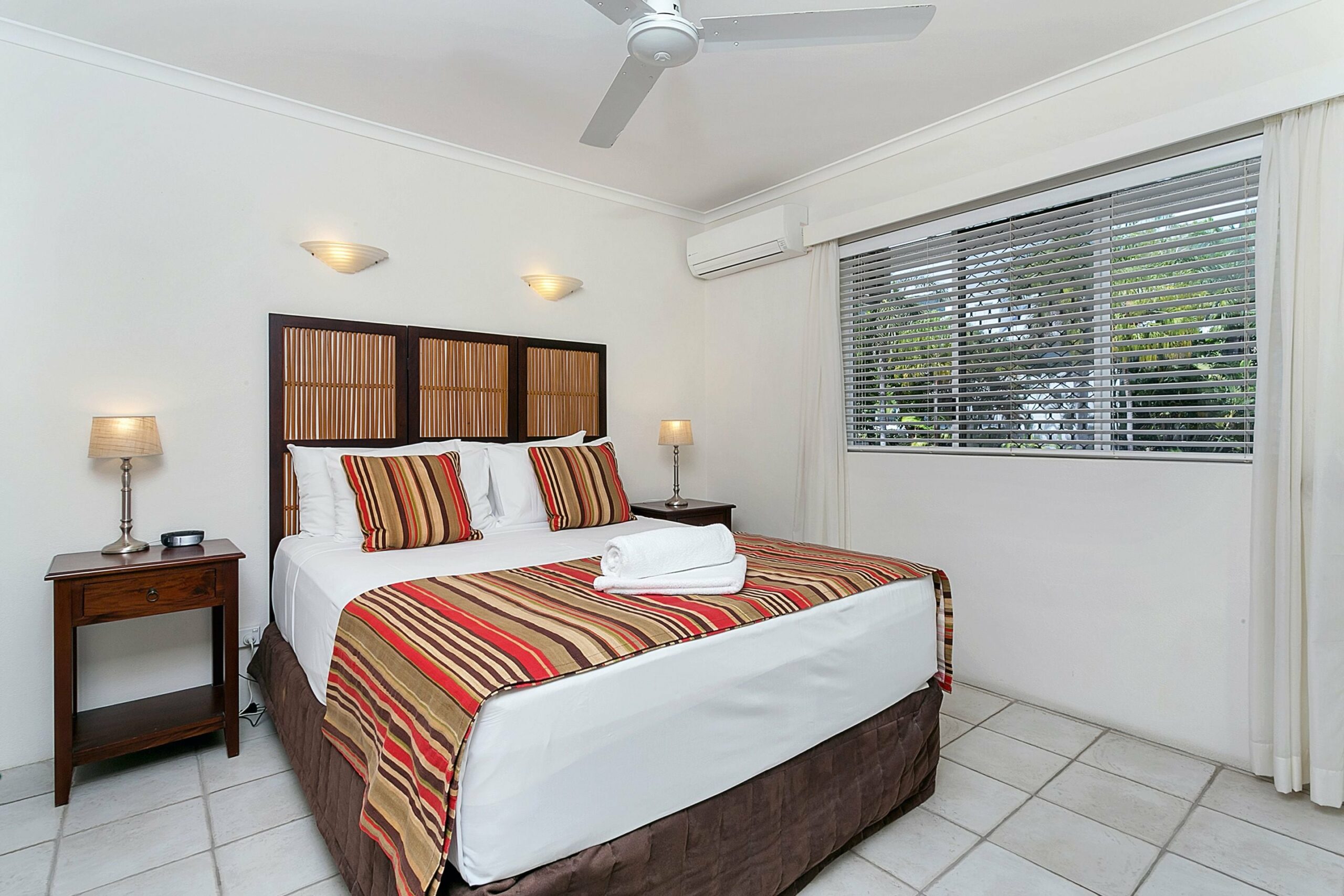 On Palm Cove Beachfront Apartments