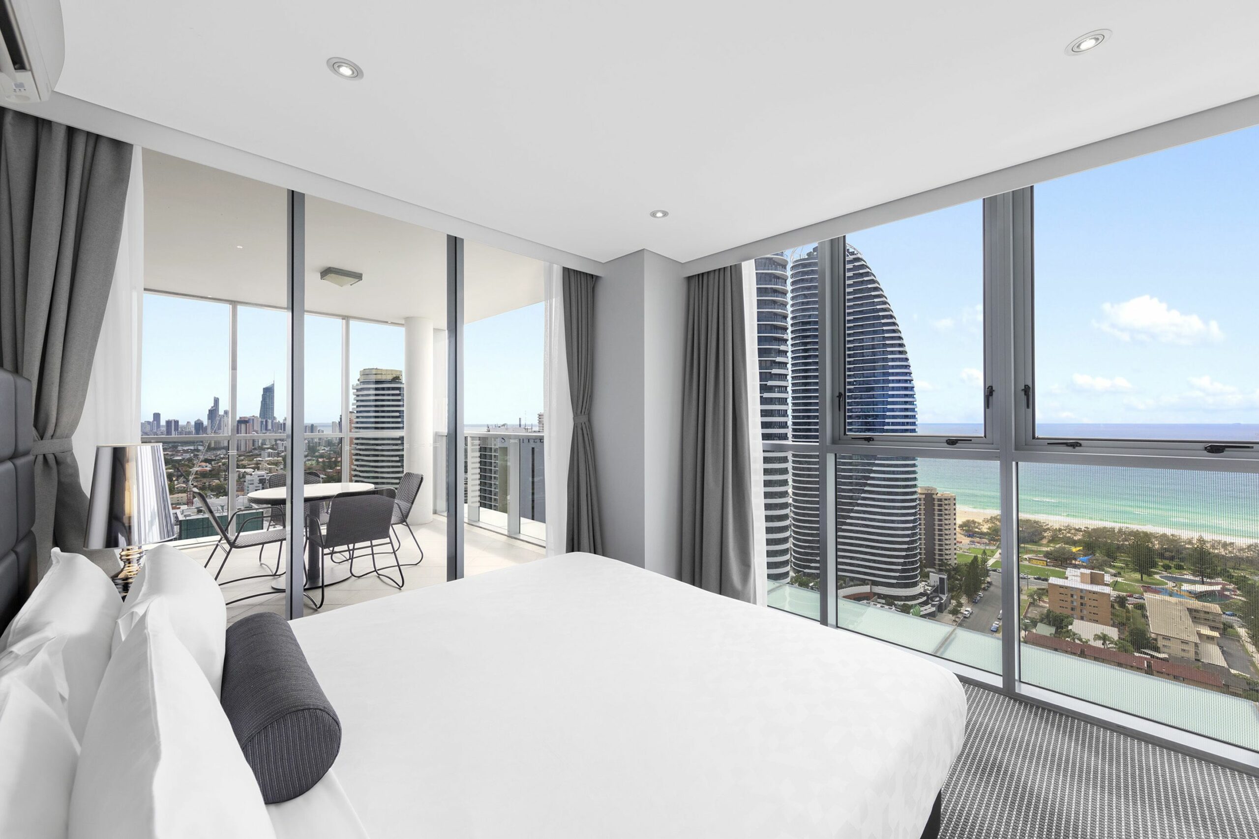 Meriton Suites Broadbeach, Gold Coast