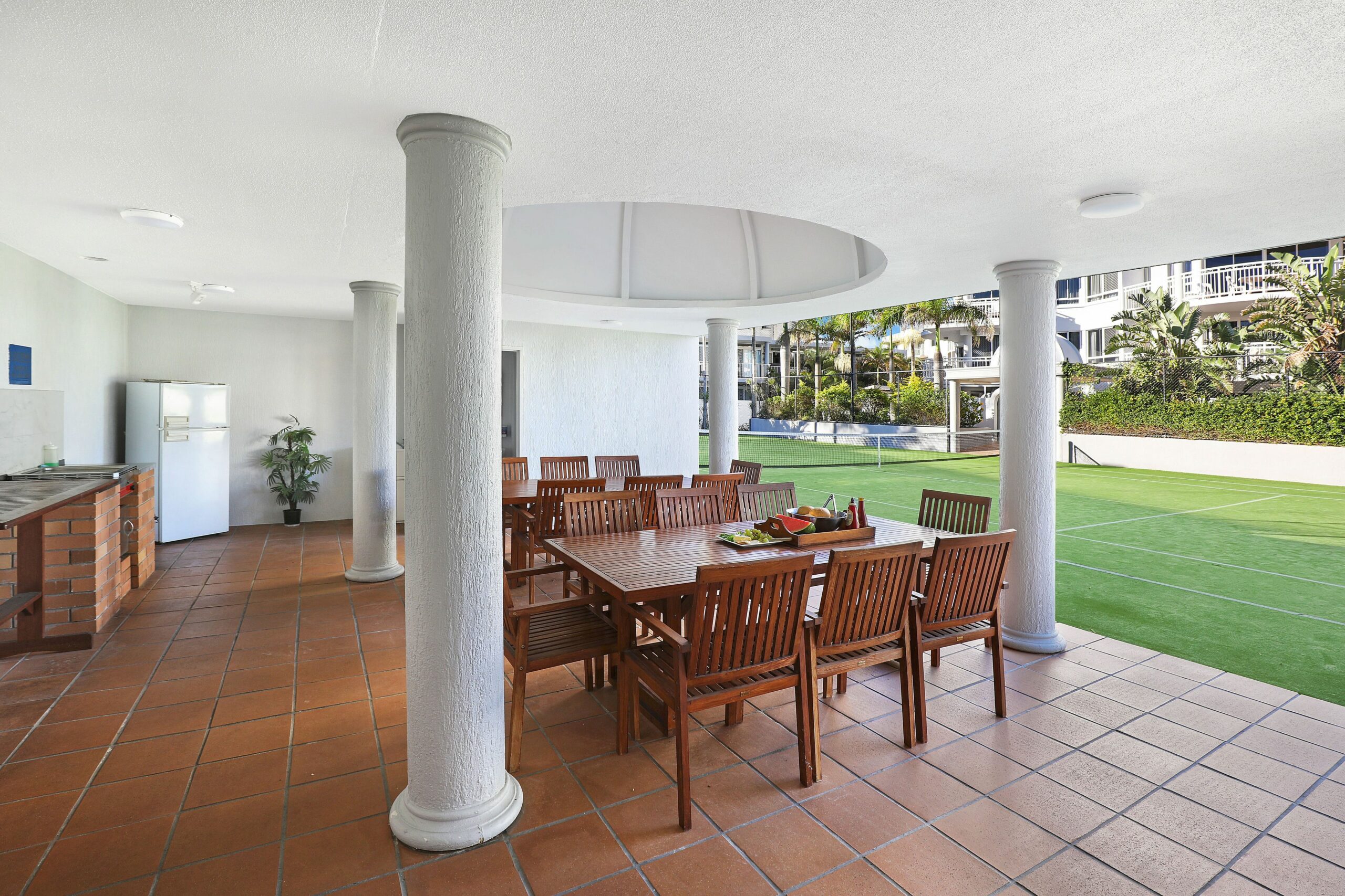 Beachside Resort - Kawana Waters