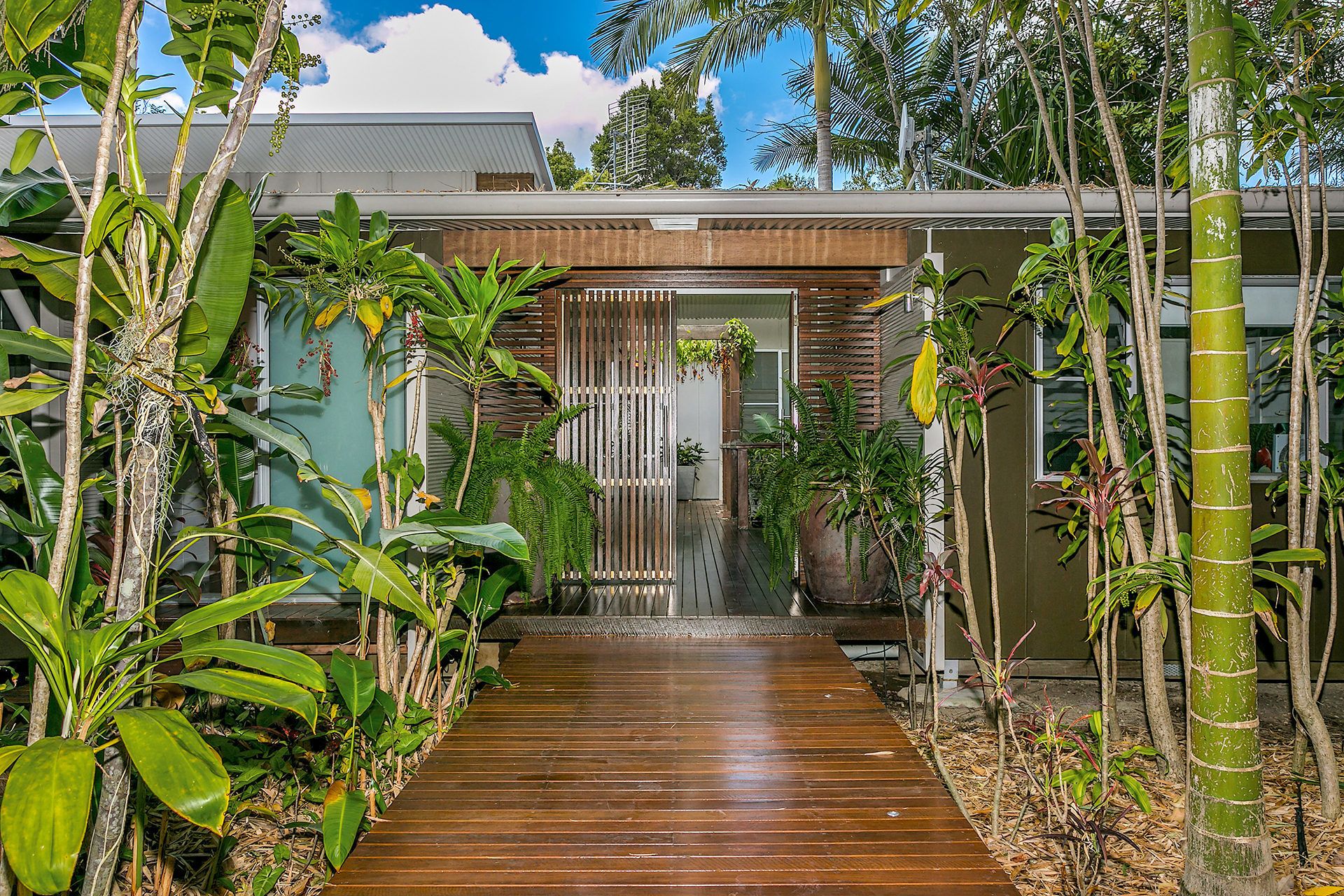 Rosewood House - sweeping ocean views