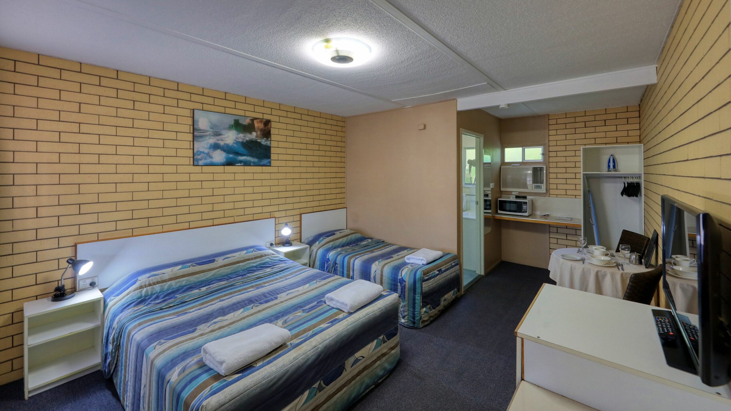 Binalong Motel