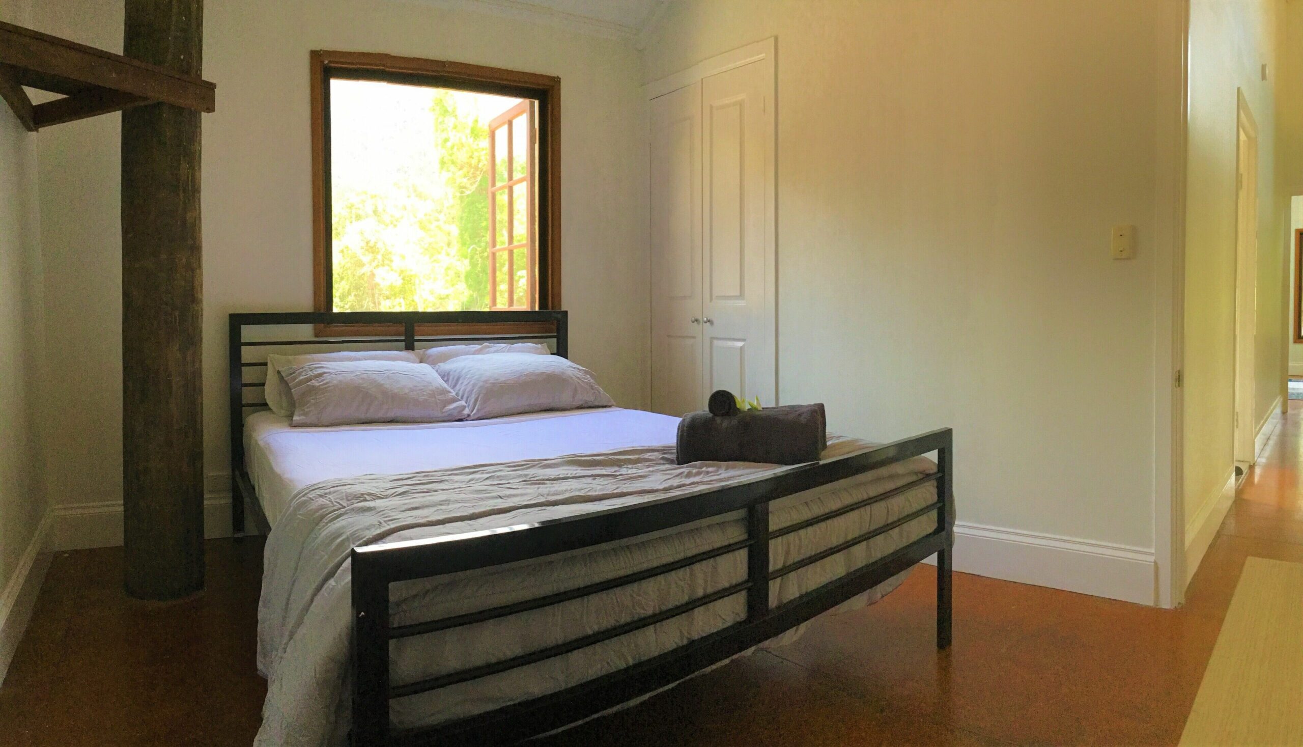 Whitsunday's Hideaway Lodge Pet Friendly Like a Treehouse
