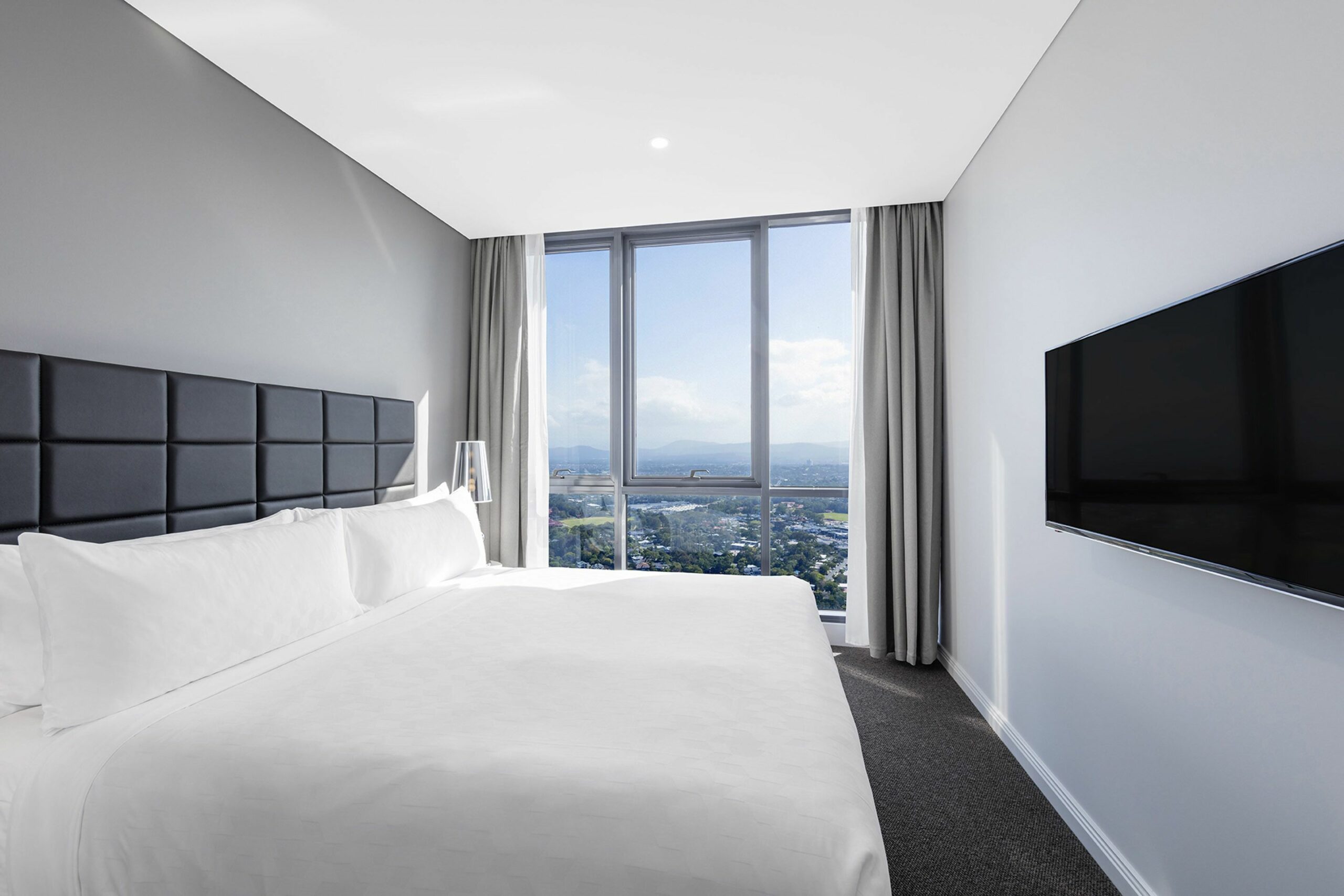 Meriton Suites Southport, Gold Coast