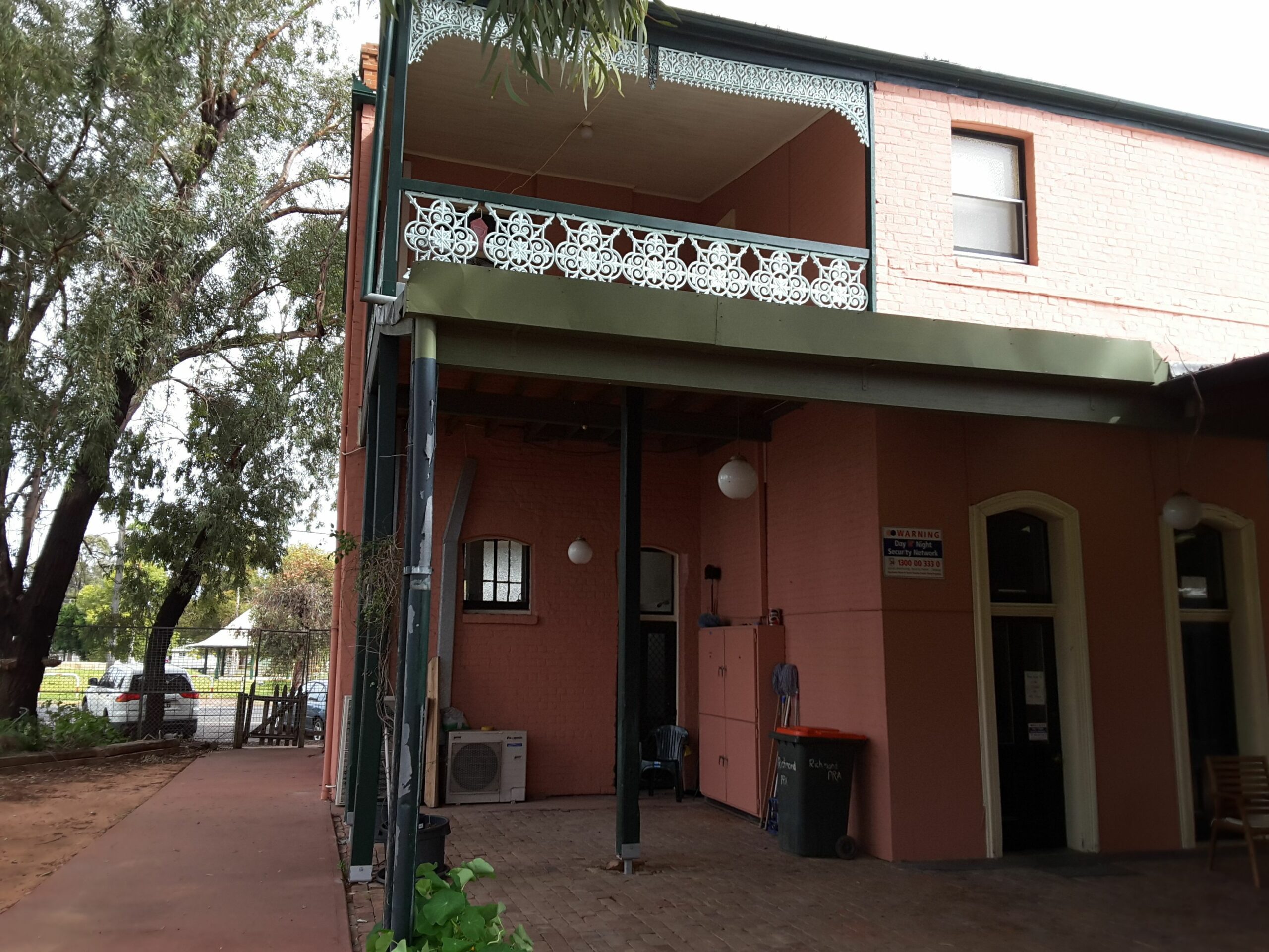 Bourke Apartments