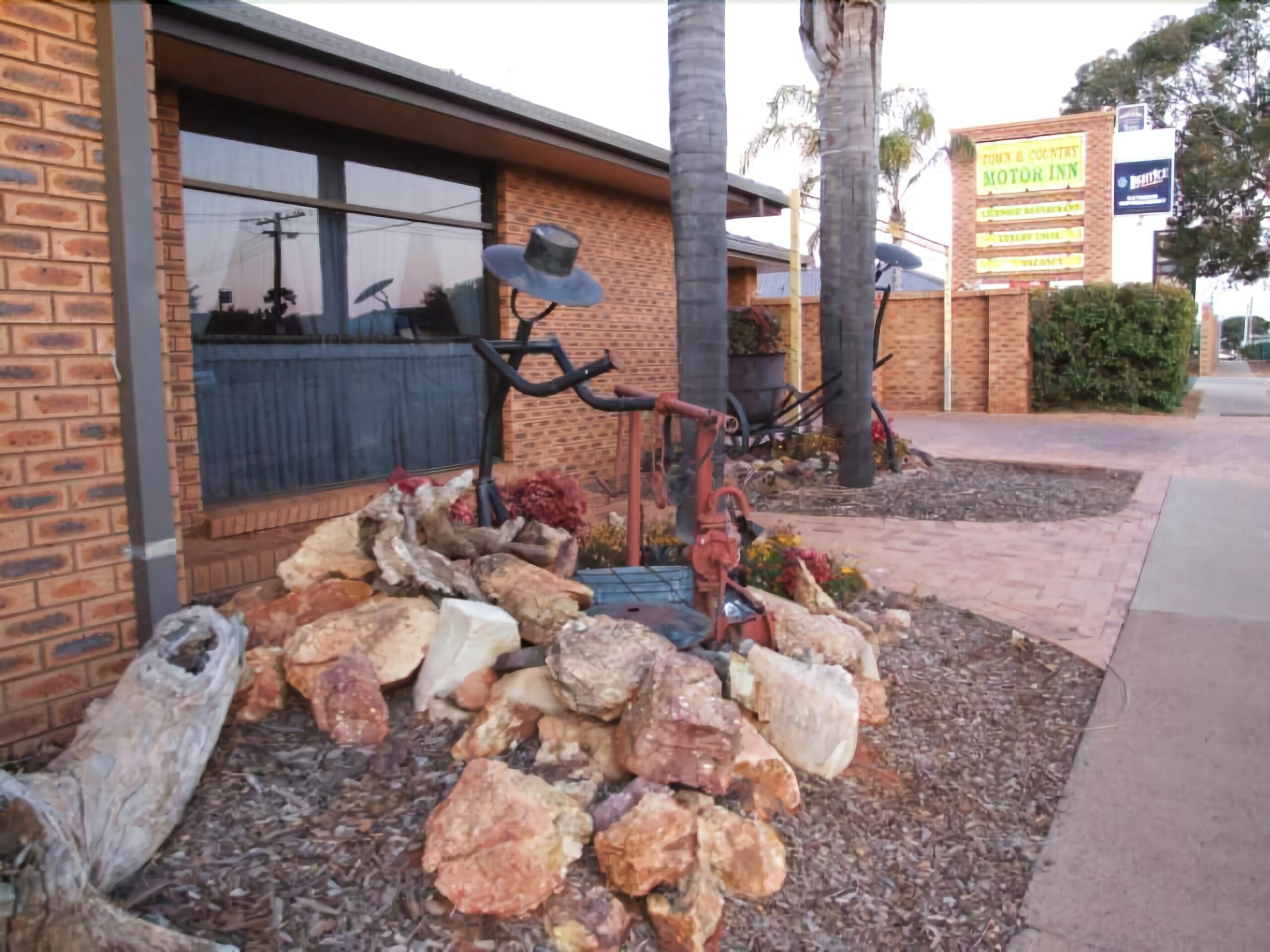 Cobar Town and Country Motor Inn