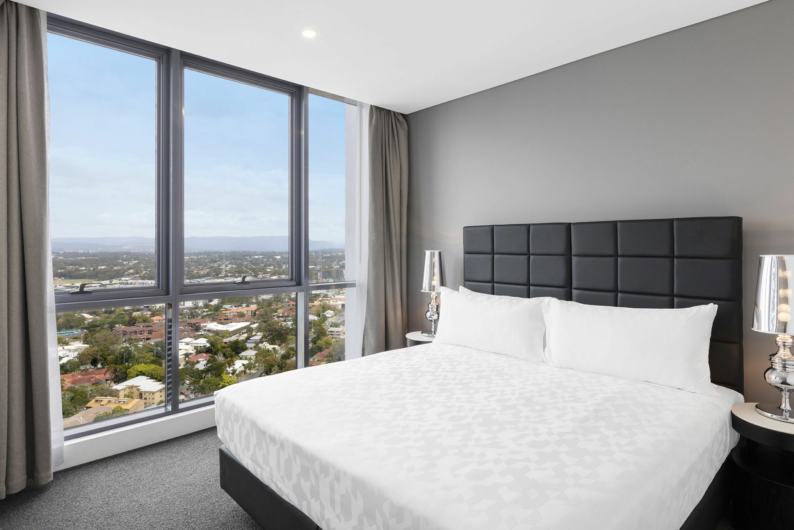 Meriton Suites Southport, Gold Coast