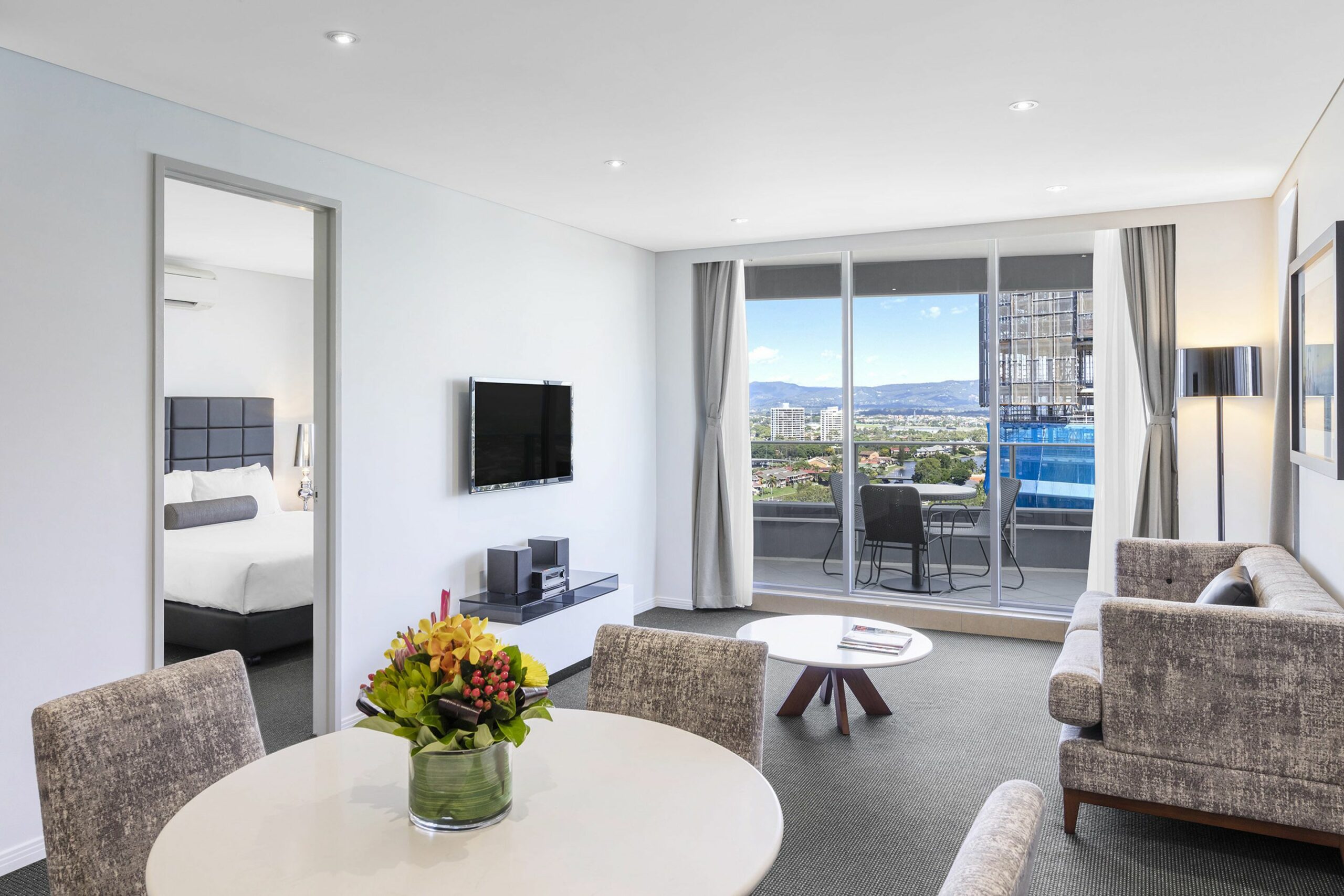 Meriton Suites Broadbeach, Gold Coast